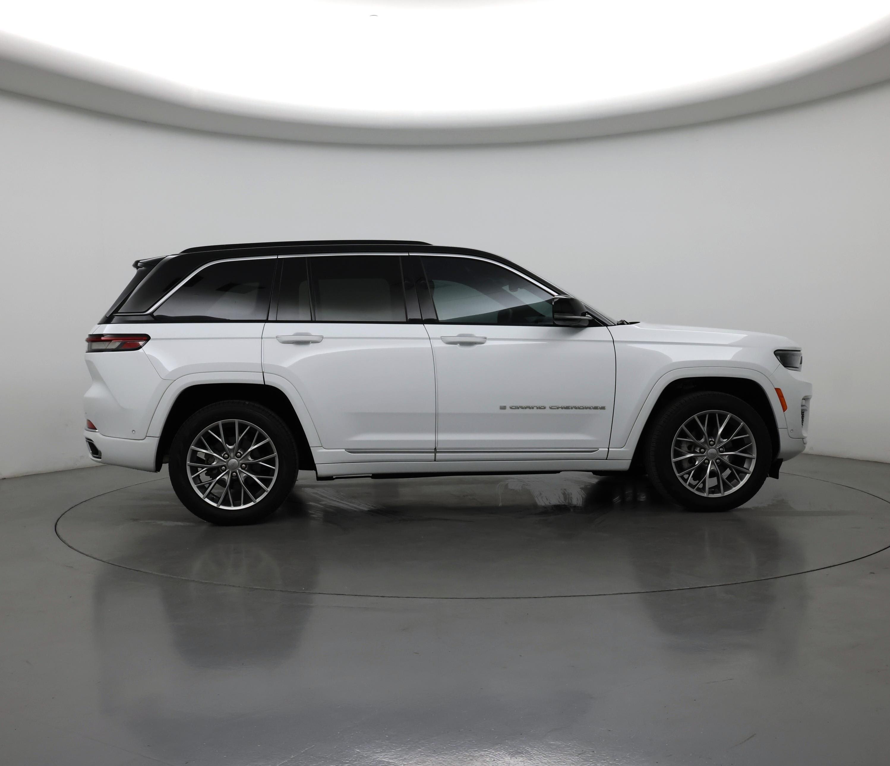 Thumbnail: 2025 Jeep Grand Cherokee - 7