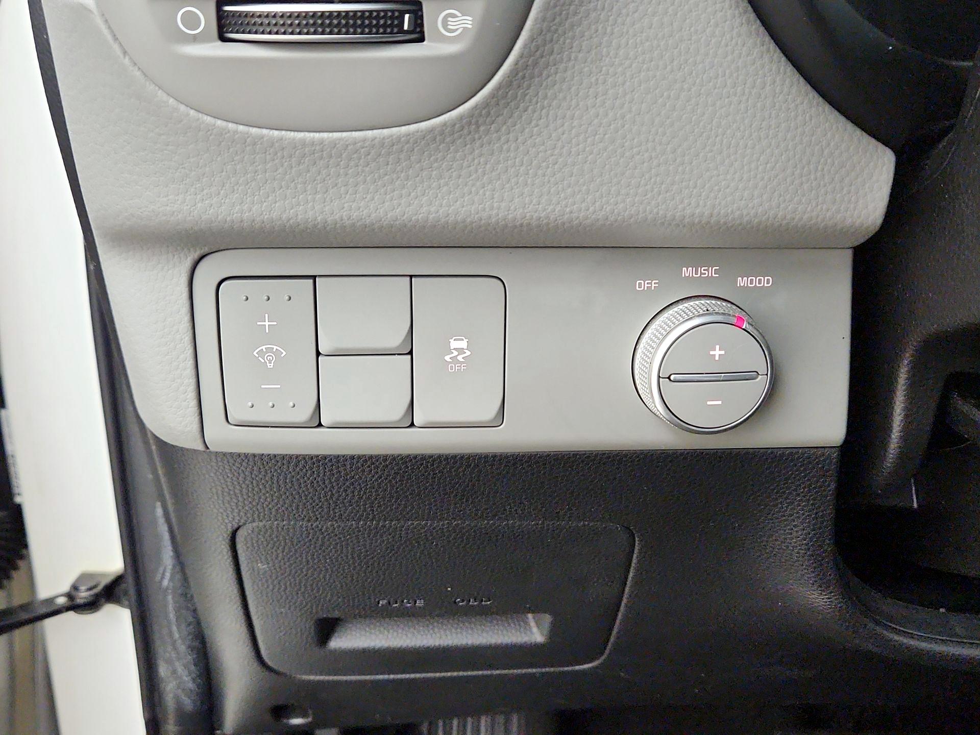 Thumbnail: 2016 Kia Soul - 13