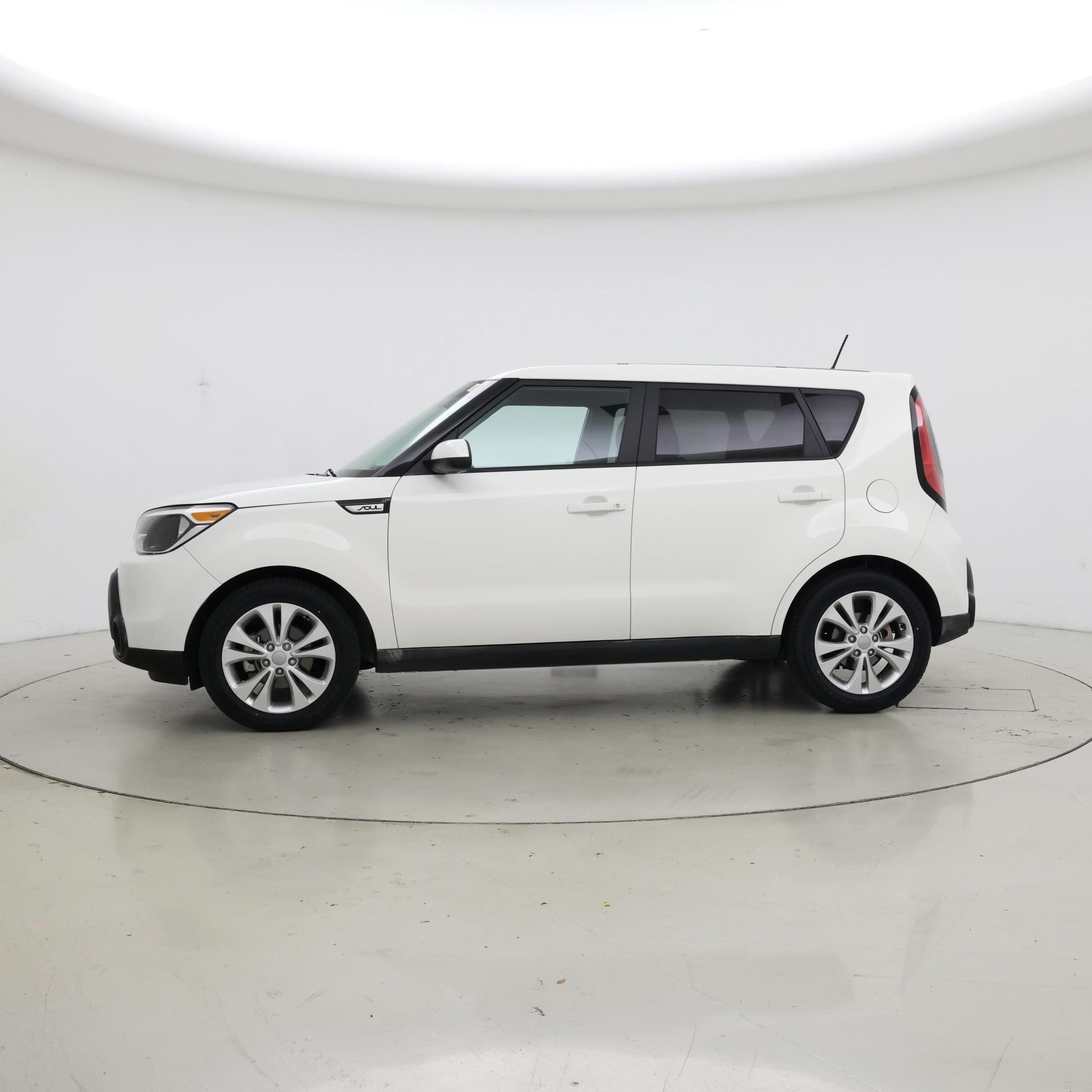 Thumbnail: 2016 Kia Soul - 3