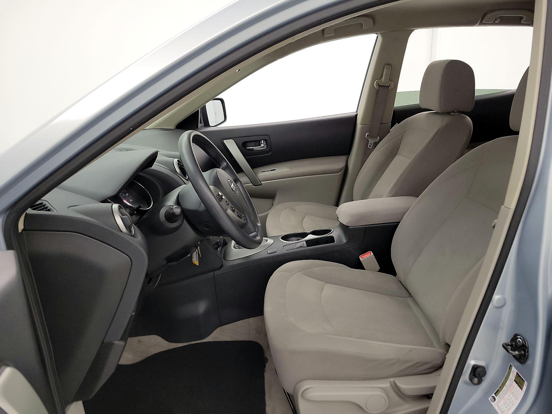 Thumbnail: 2015 Nissan Rogue - 11