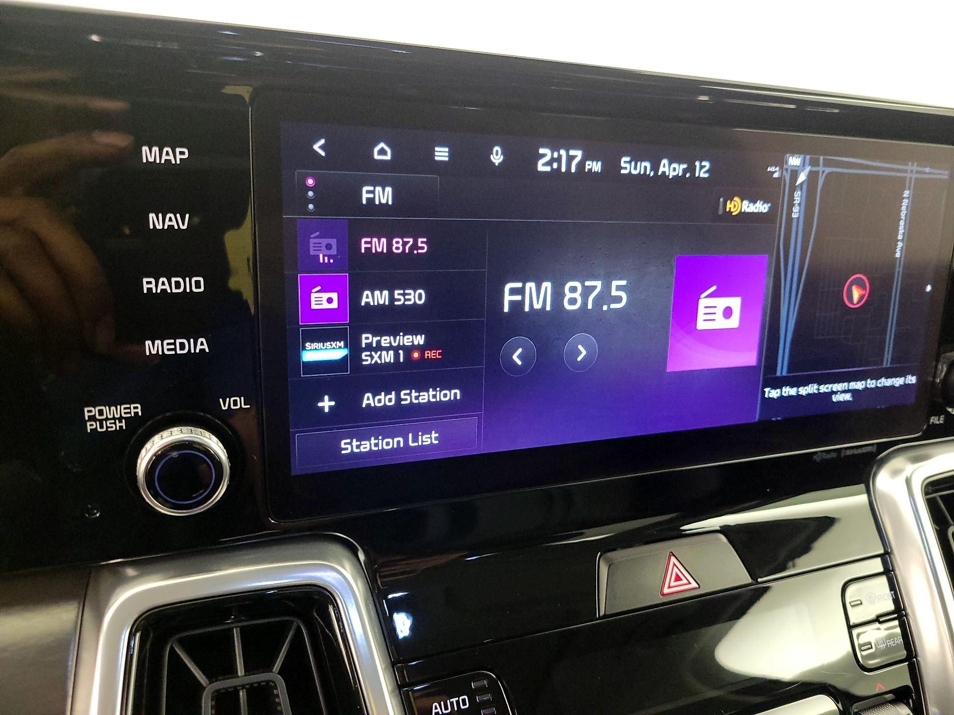 Thumbnail: 2023 Kia Sorento - 16