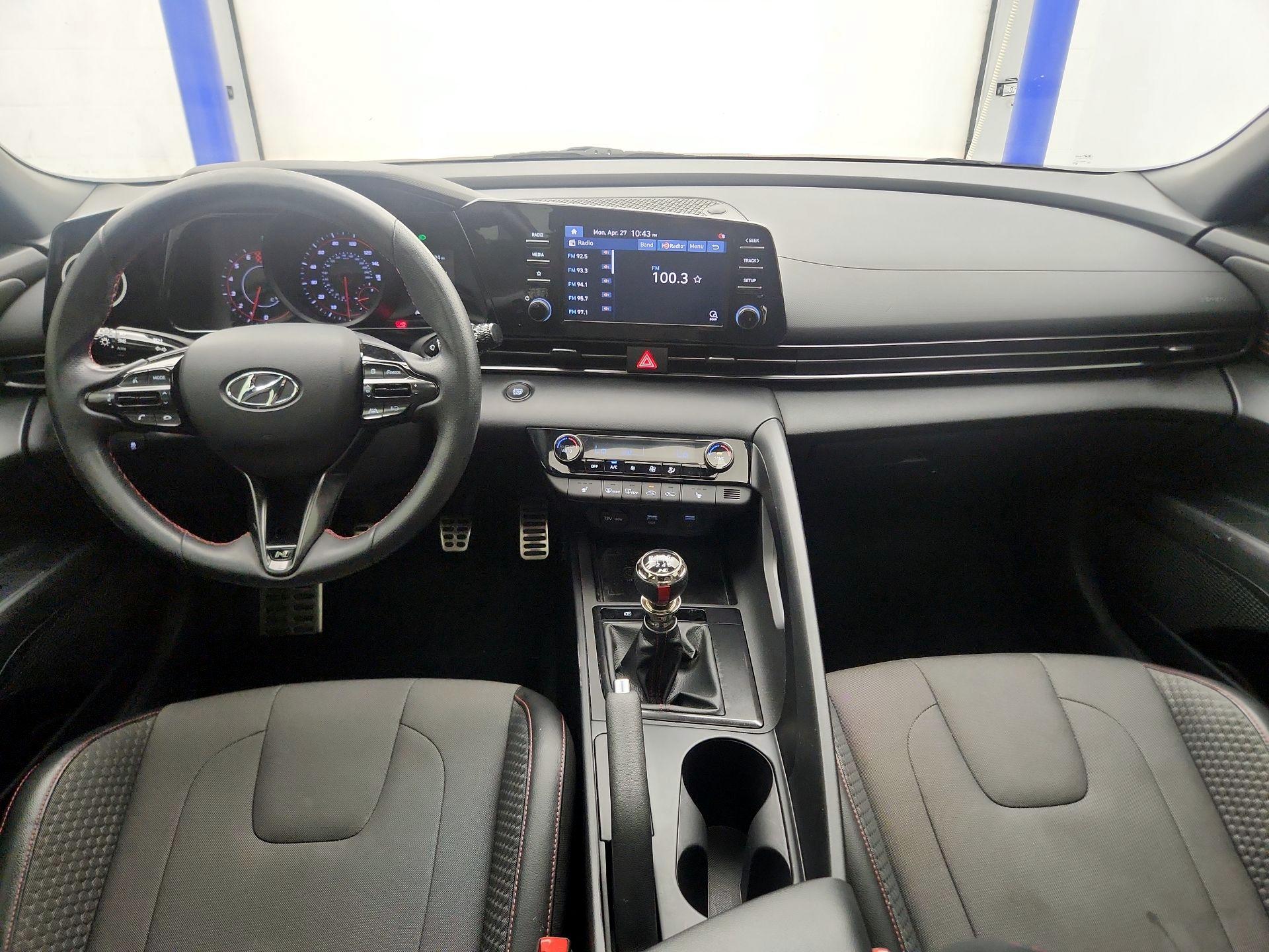 Thumbnail: 2022 Hyundai Elantra - 9