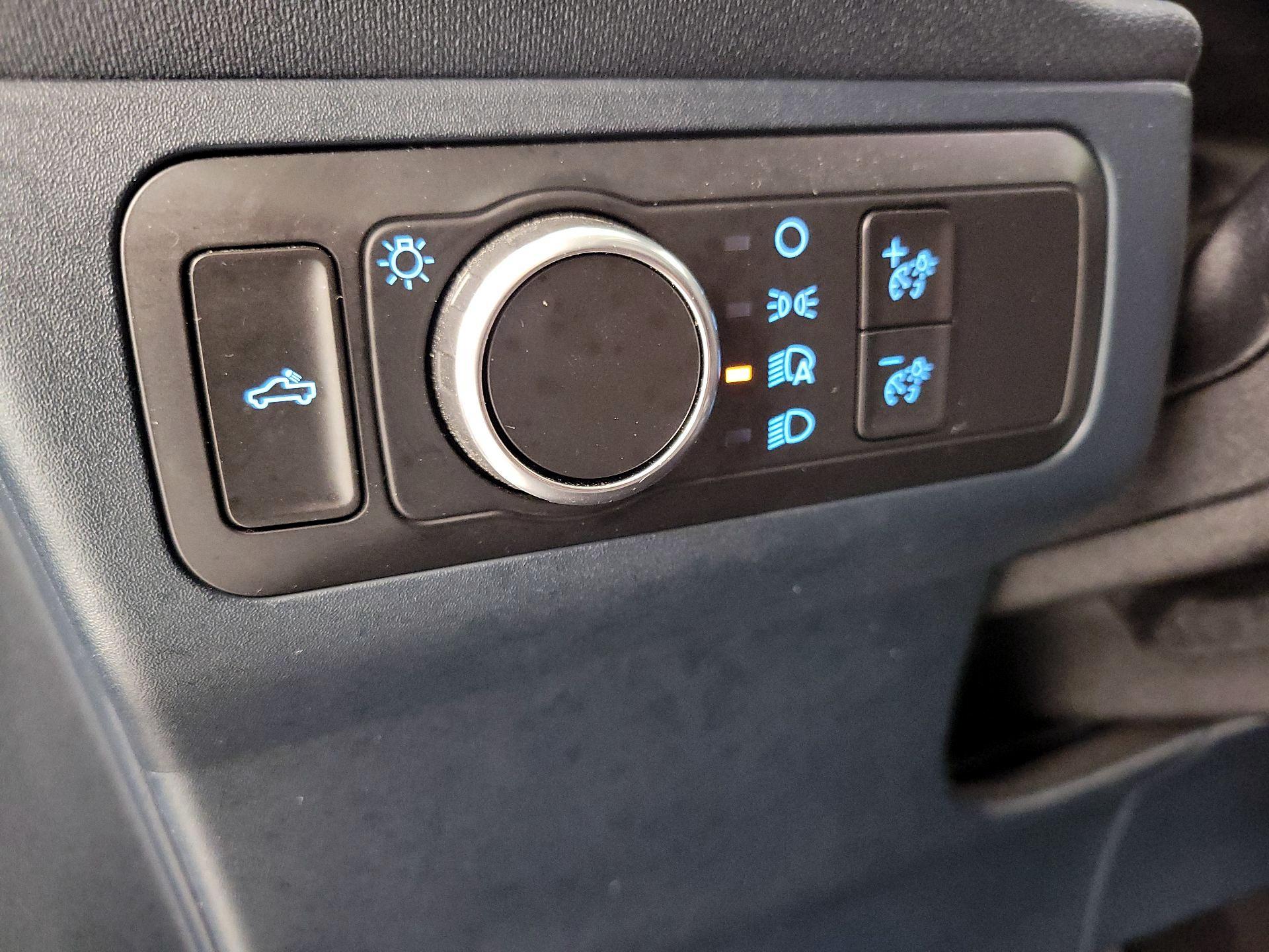 Thumbnail: 2022 Ford Maverick - 13