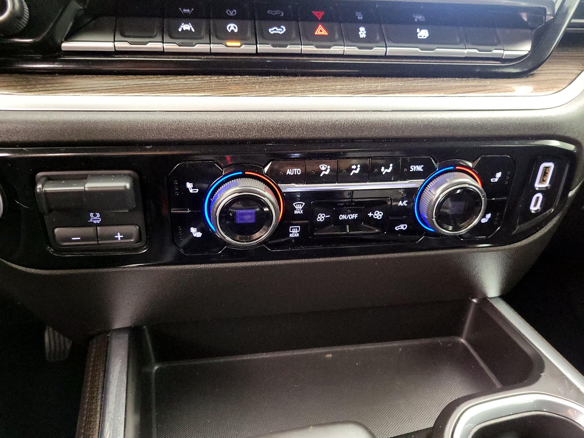 Thumbnail: 2024 Chevrolet Silverado 1500 - 17