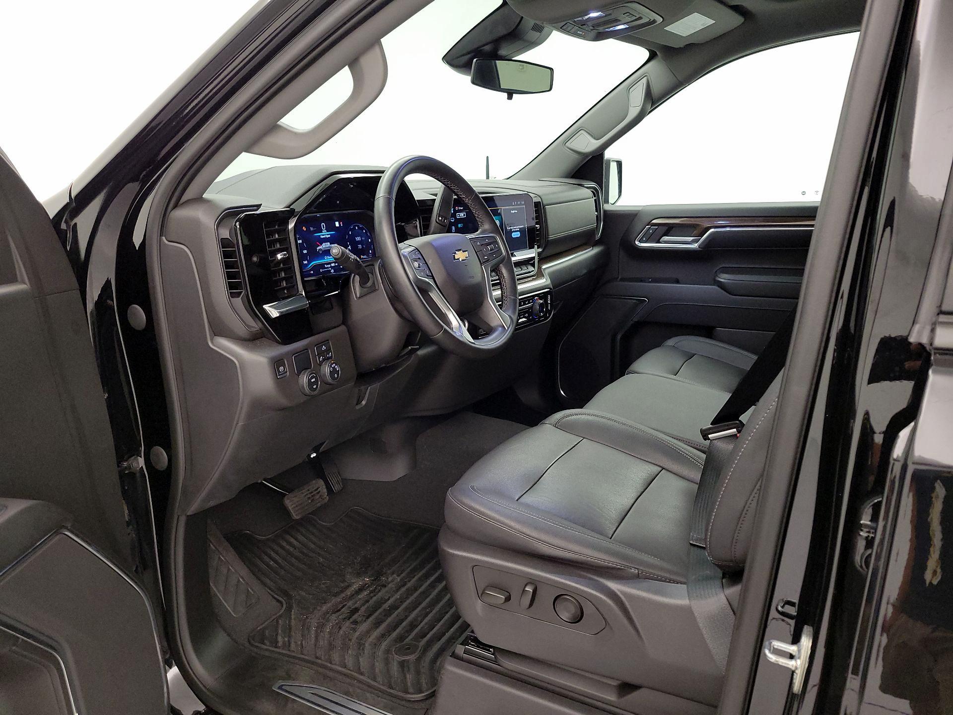 Thumbnail: 2023 Chevrolet Silverado 1500 - 11
