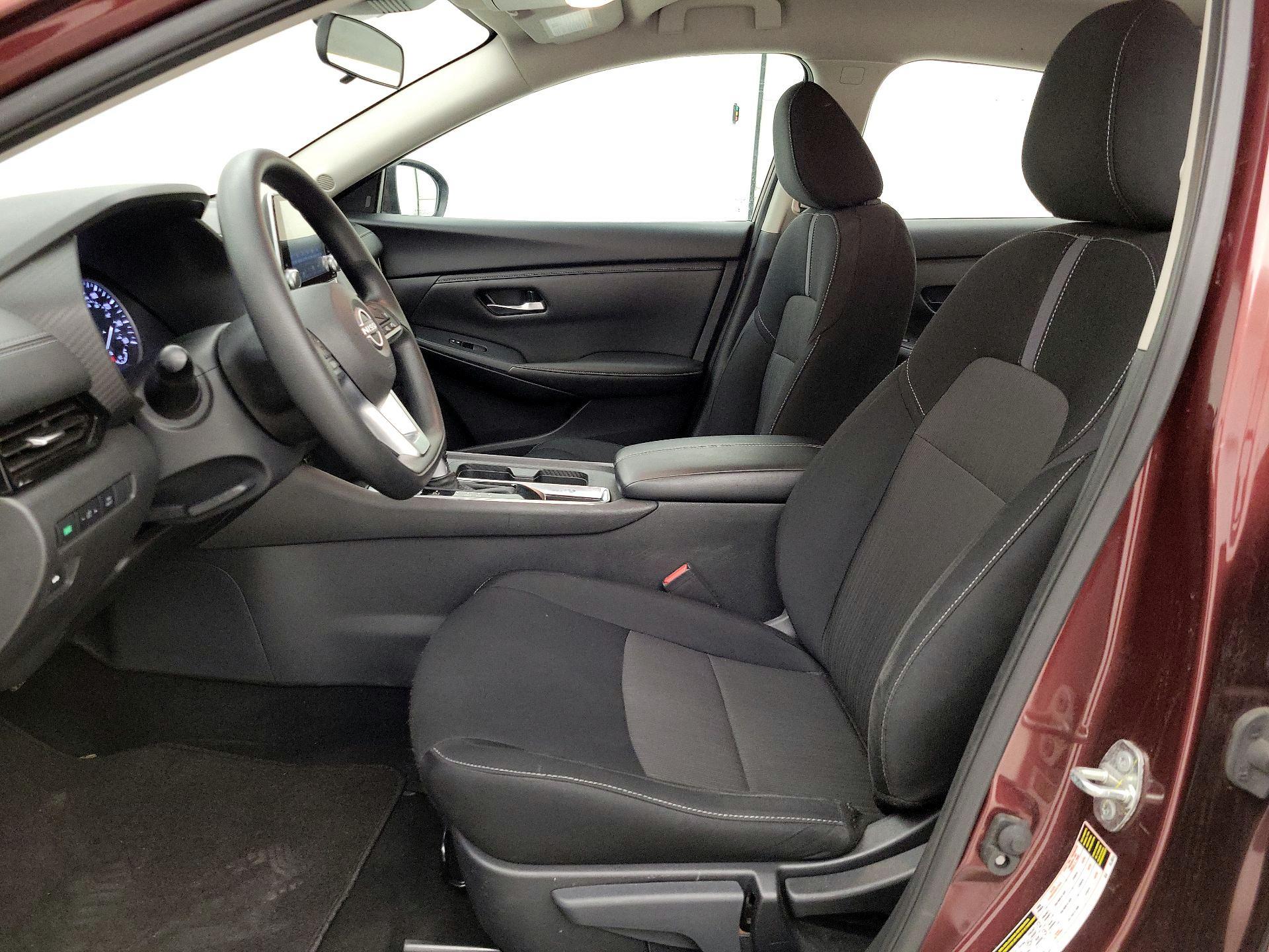 Thumbnail: 2024 Nissan Sentra - 11