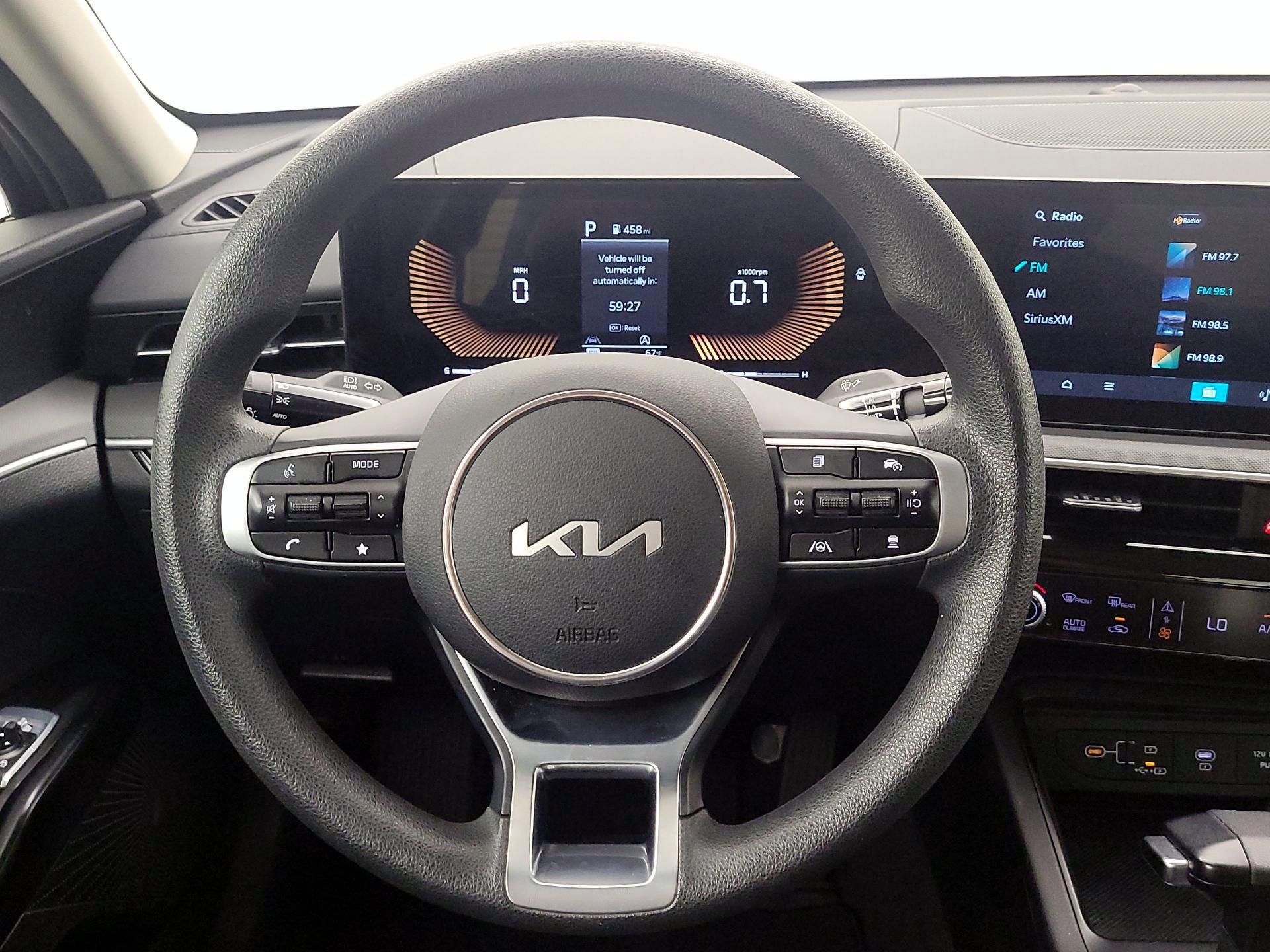 Thumbnail: 2025 Kia K5 - 10