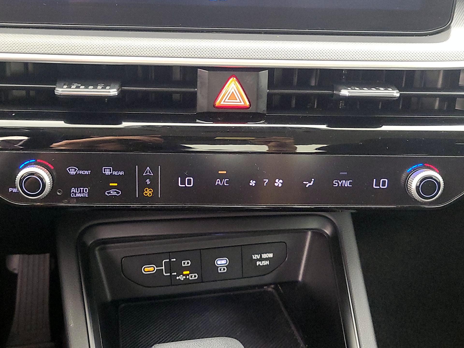 Thumbnail: 2025 Kia K5 - 16