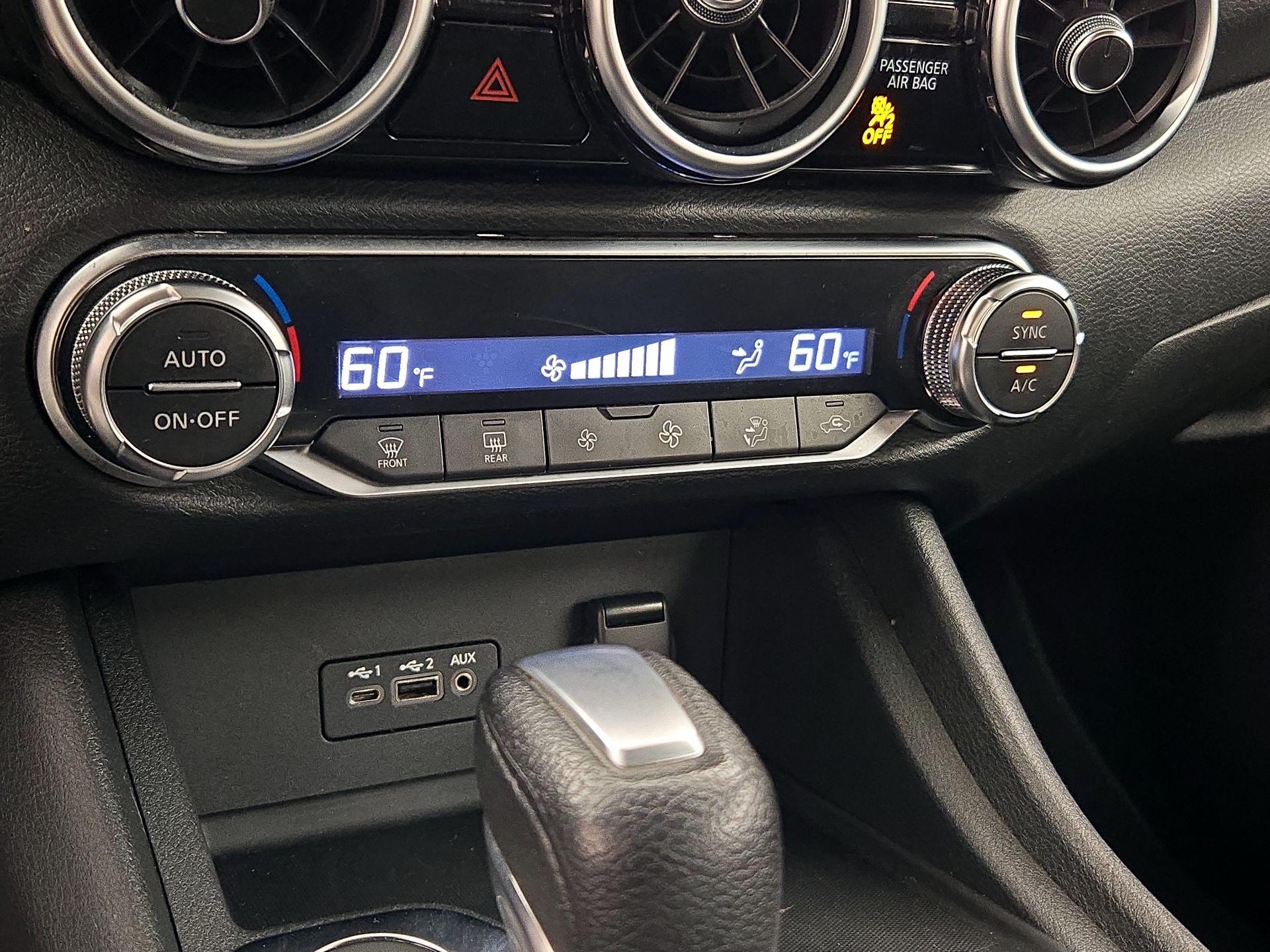 Thumbnail: 2020 Nissan Sentra - 16
