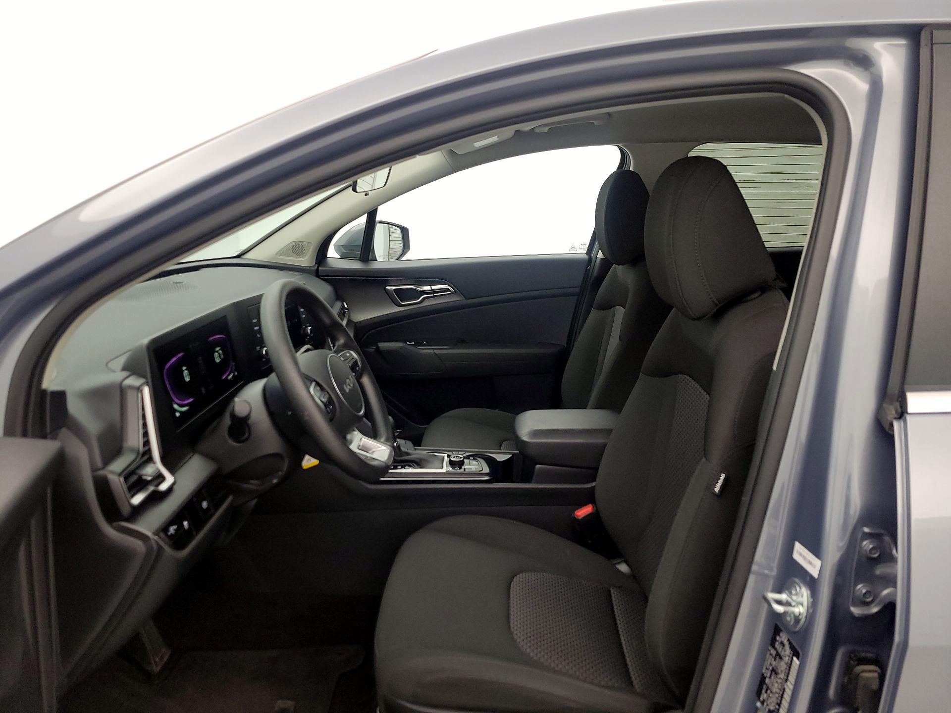 Thumbnail: 2025 Kia Sportage - 11