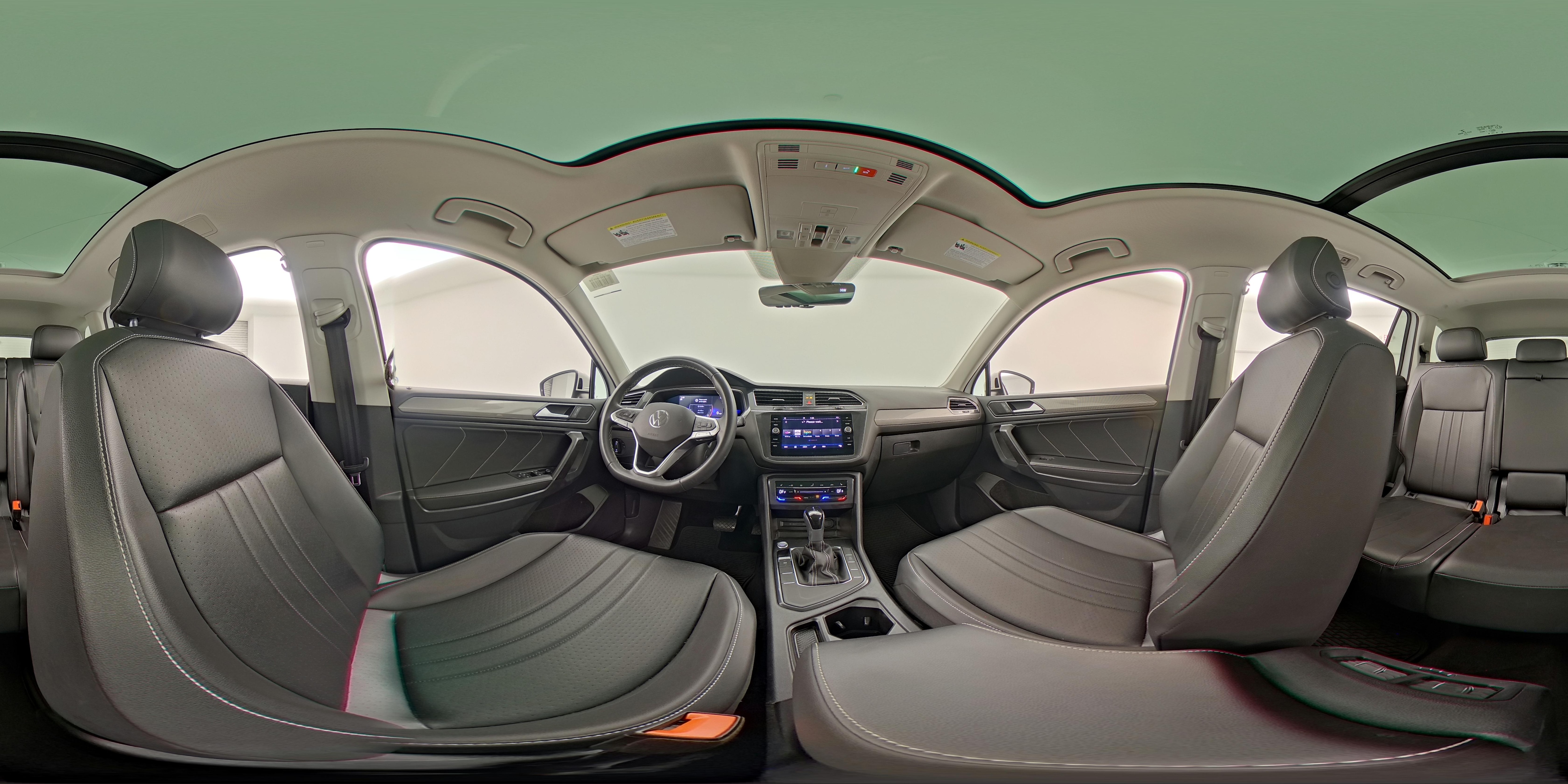 2022 Volkswagen Tiguan SE - Photo 26