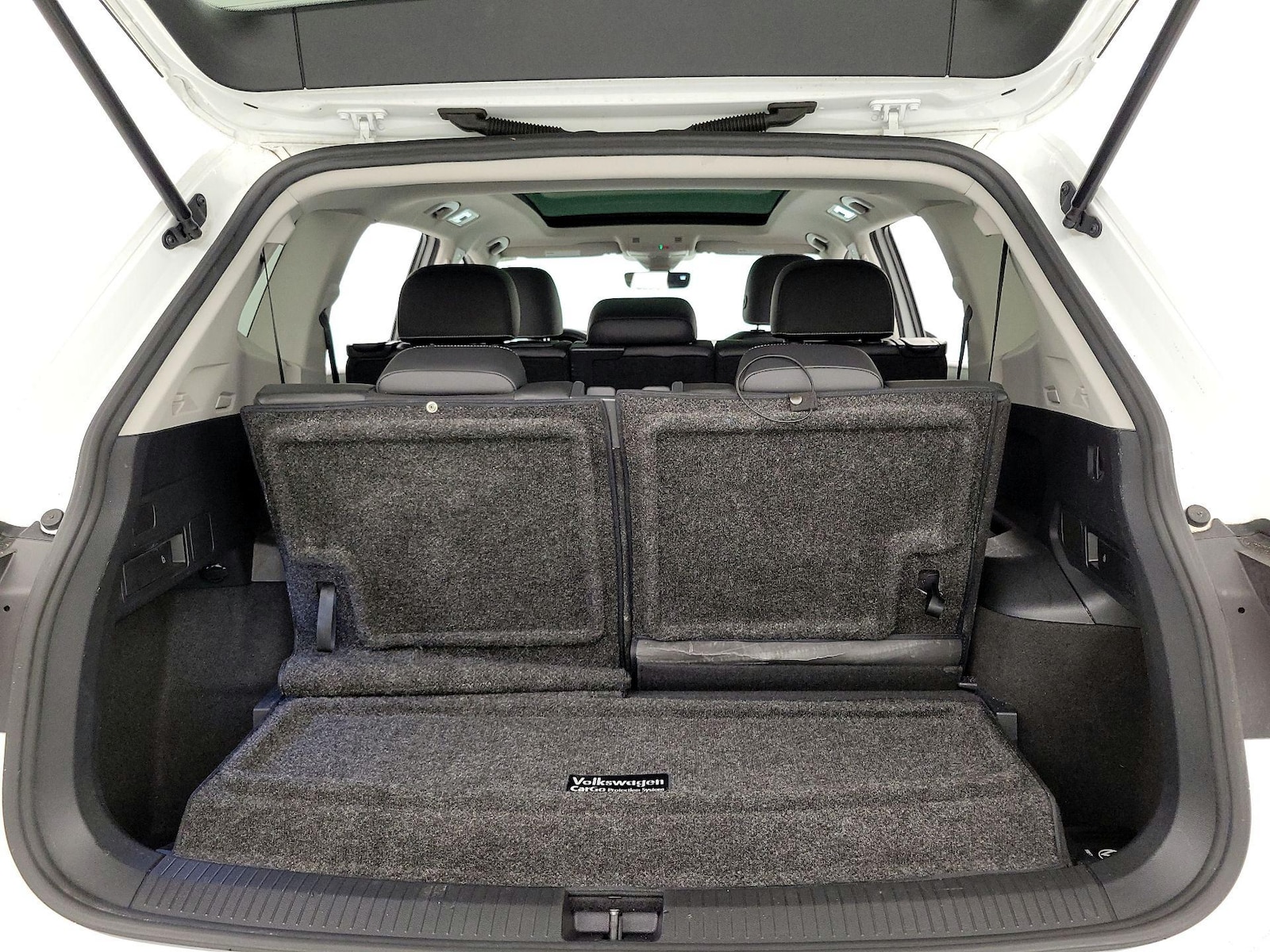 2022 Volkswagen Tiguan SE - Photo 22