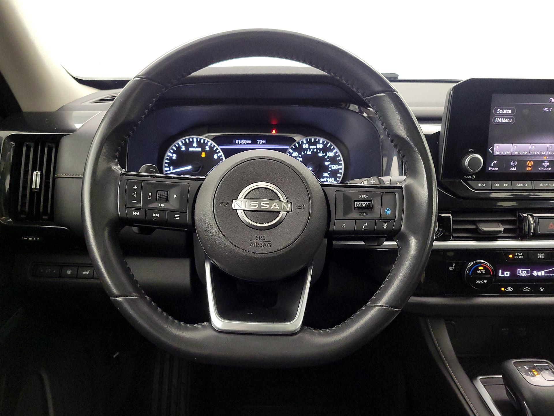 Thumbnail: 2022 Nissan Pathfinder - 10