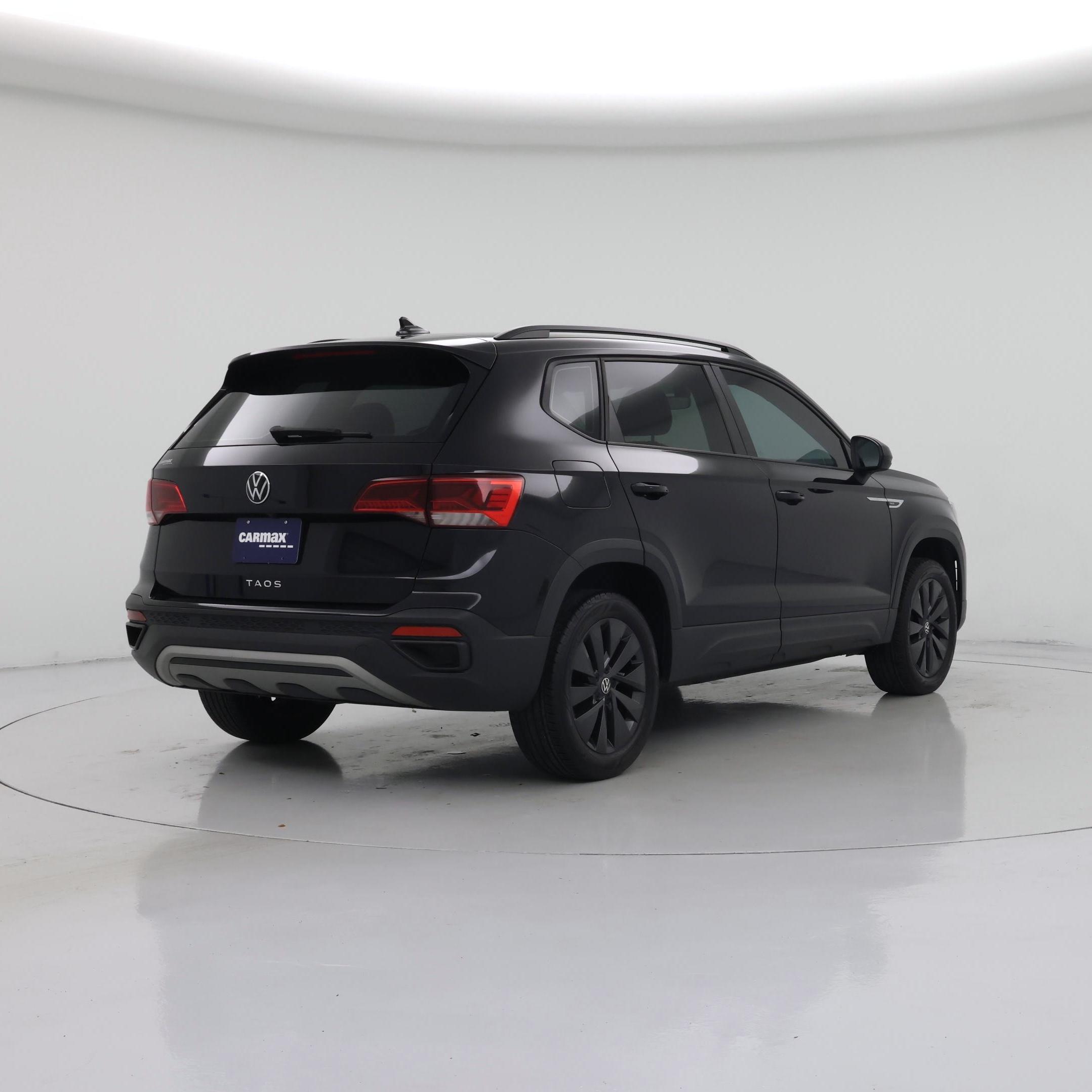 Thumbnail: 2023 Volkswagen Taos - 8