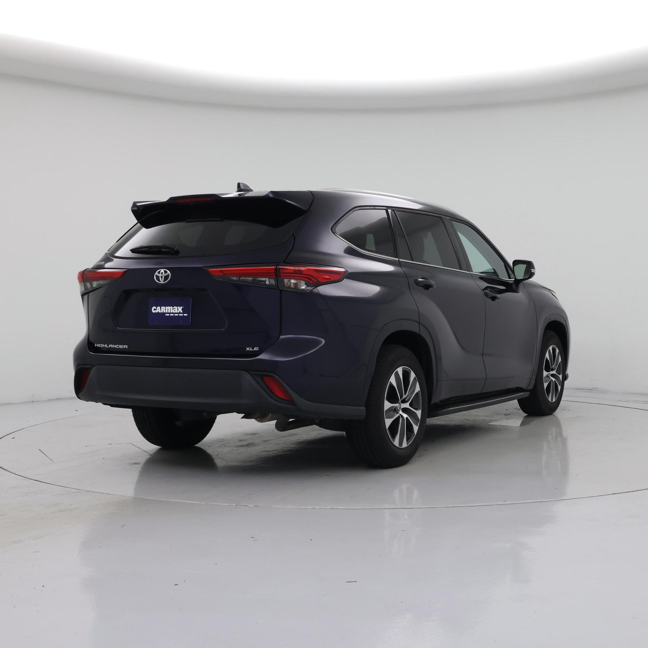 Thumbnail: 2022 Toyota Highlander - 8