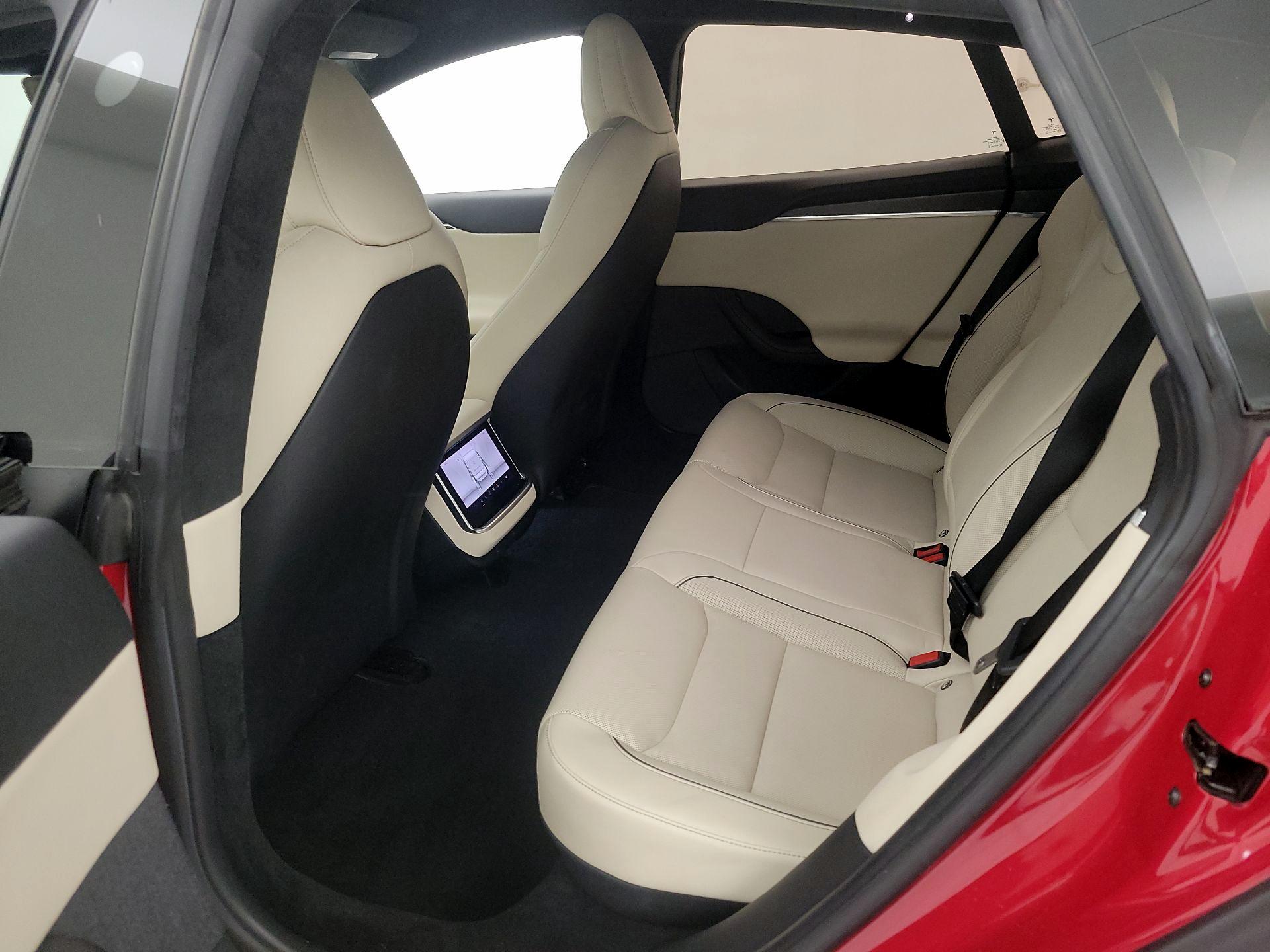 Thumbnail: 2022 Tesla Model S - 18