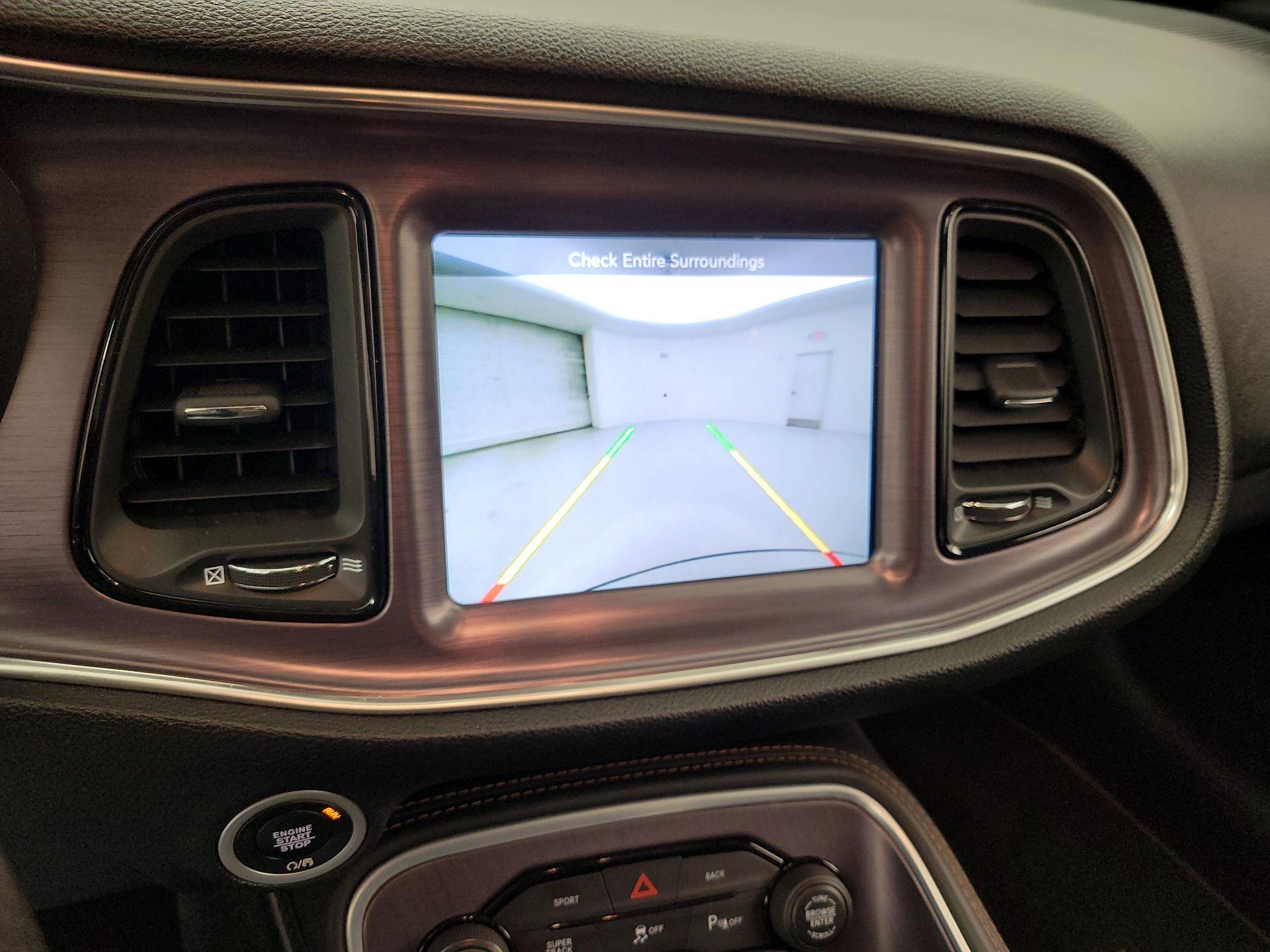 Thumbnail: 2016 Dodge Challenger - 14