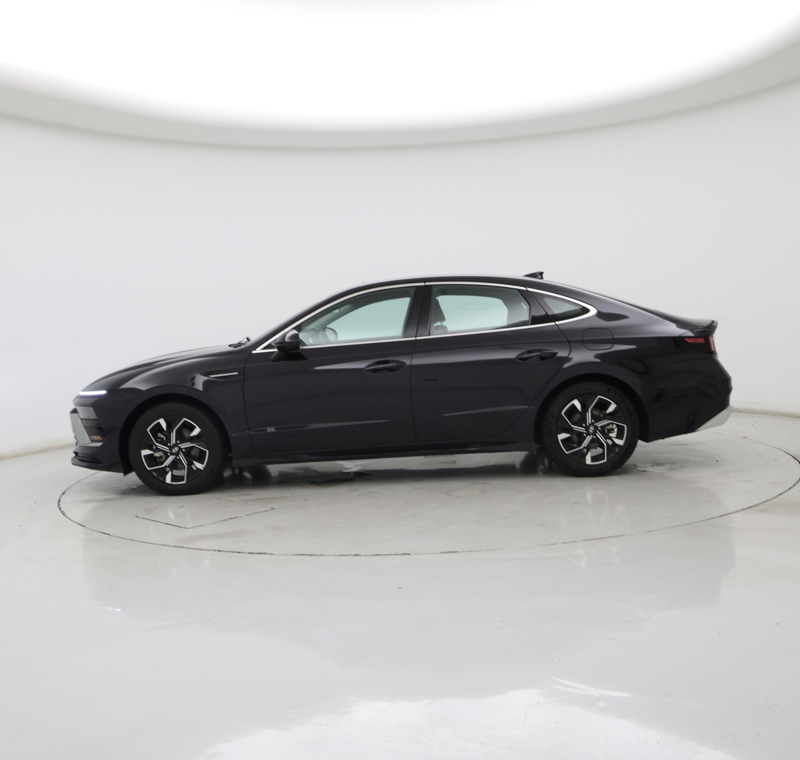 Thumbnail: 2025 Hyundai Sonata - 3