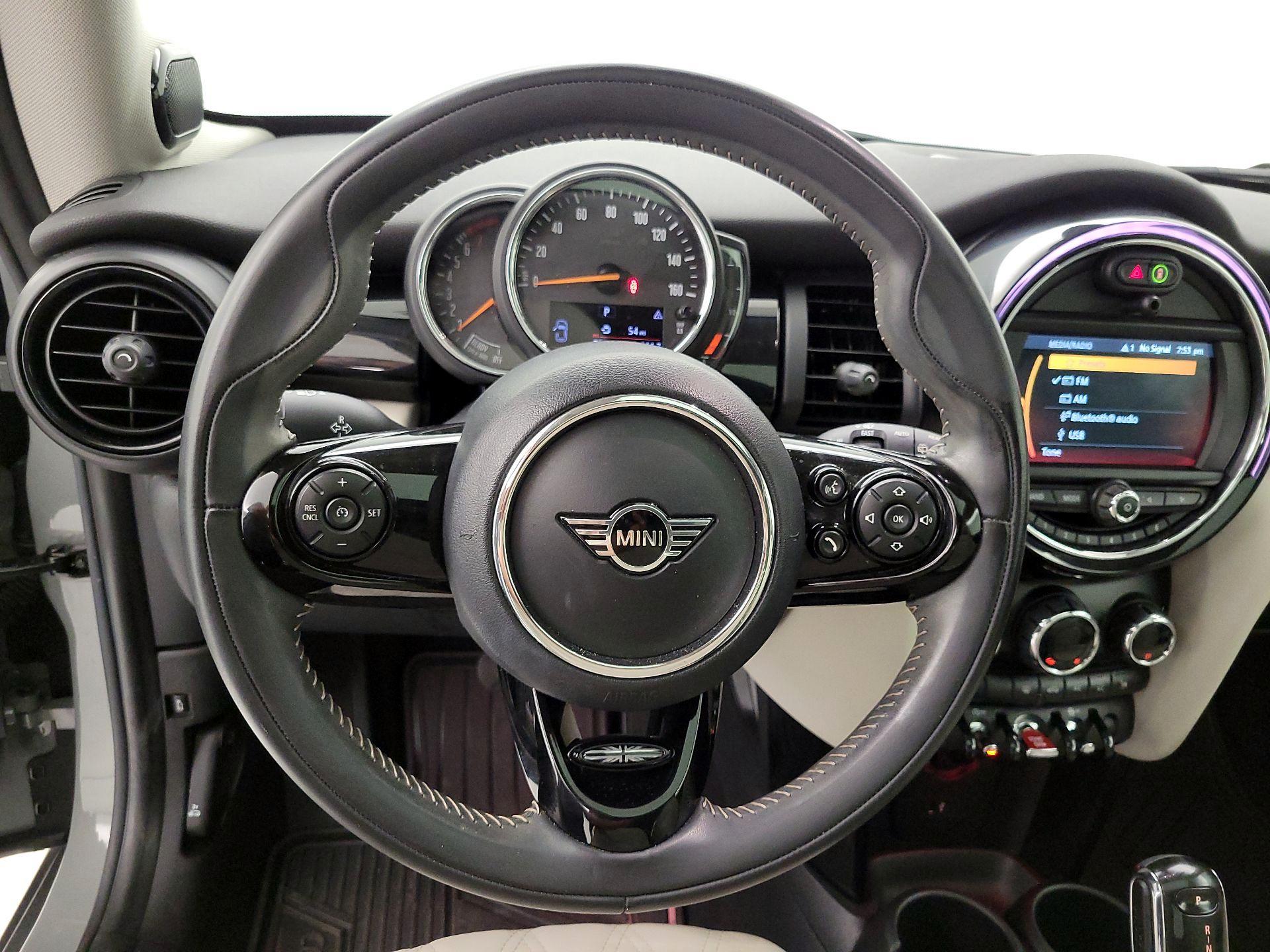 Thumbnail: 2020 MINI Cooper Hardtop - 10