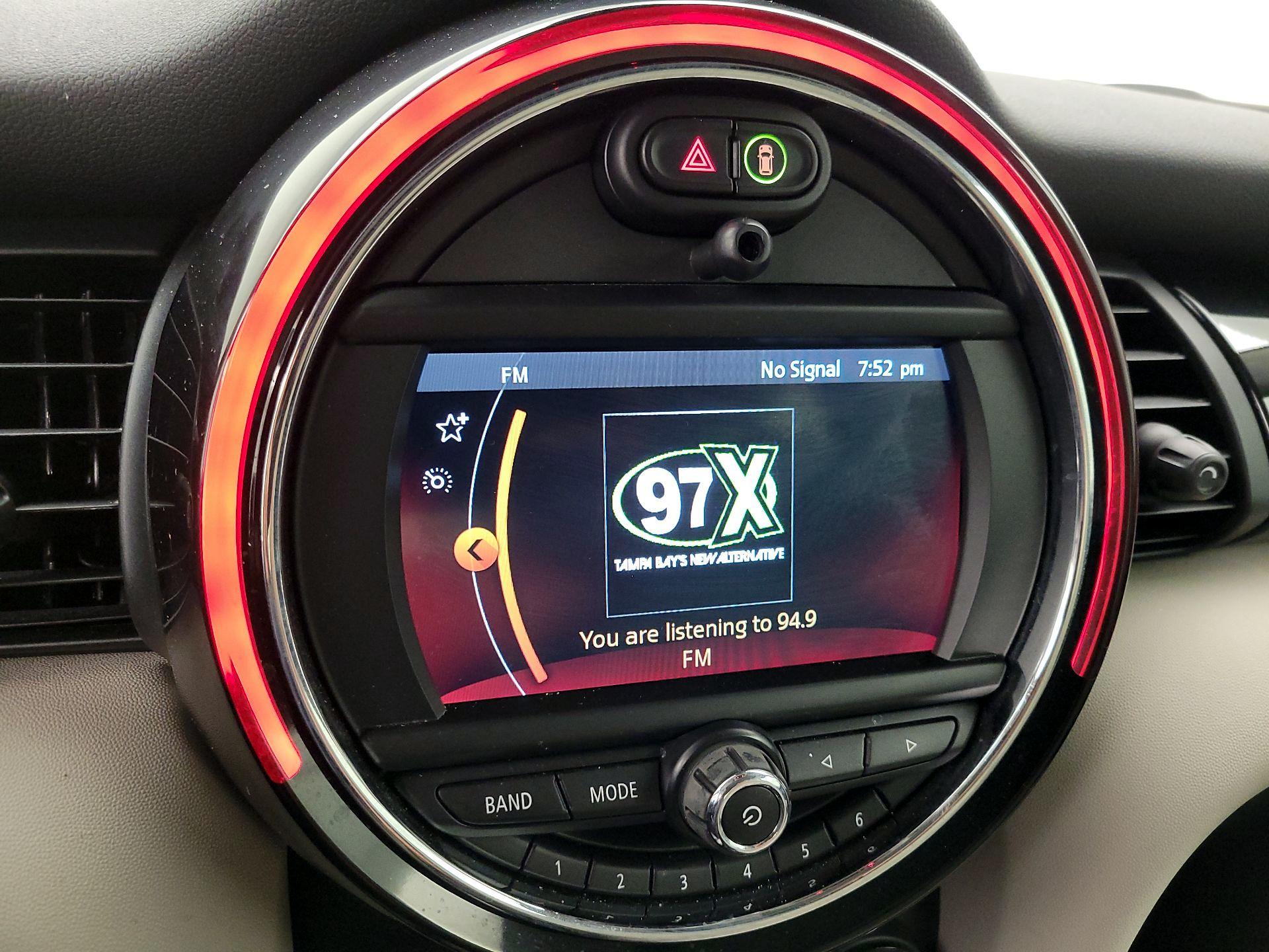 Thumbnail: 2020 MINI Cooper Hardtop - 15