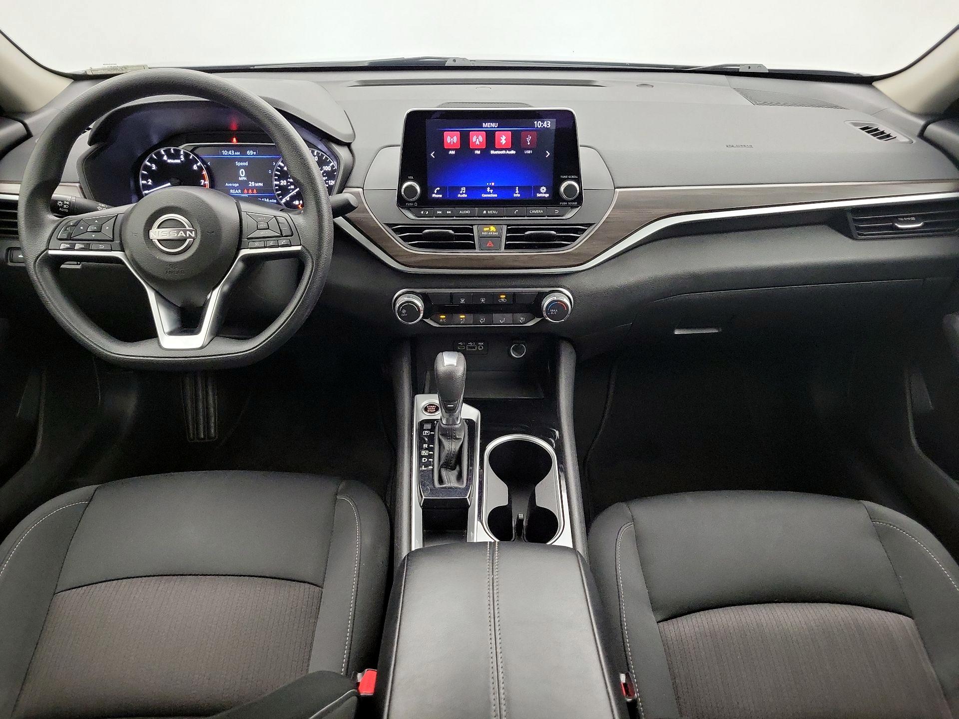 Thumbnail: 2024 Nissan Altima - 9