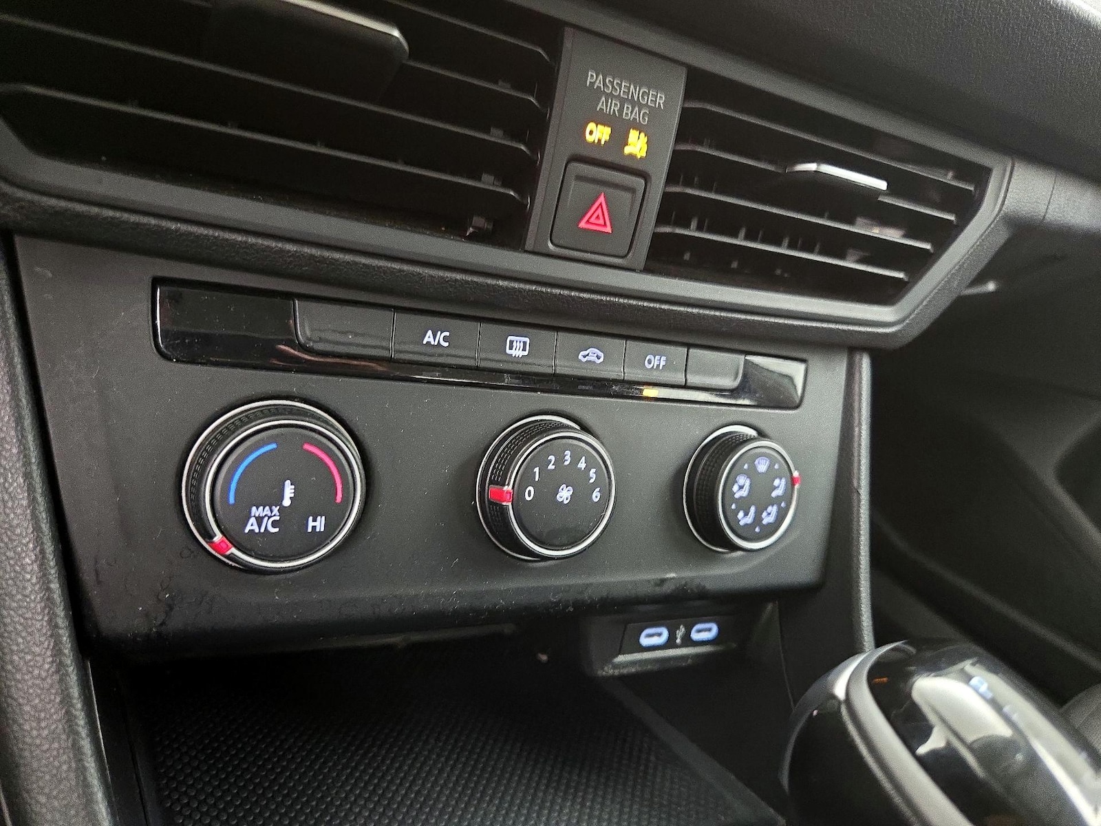 2024 Volkswagen Jetta S - Photo 17