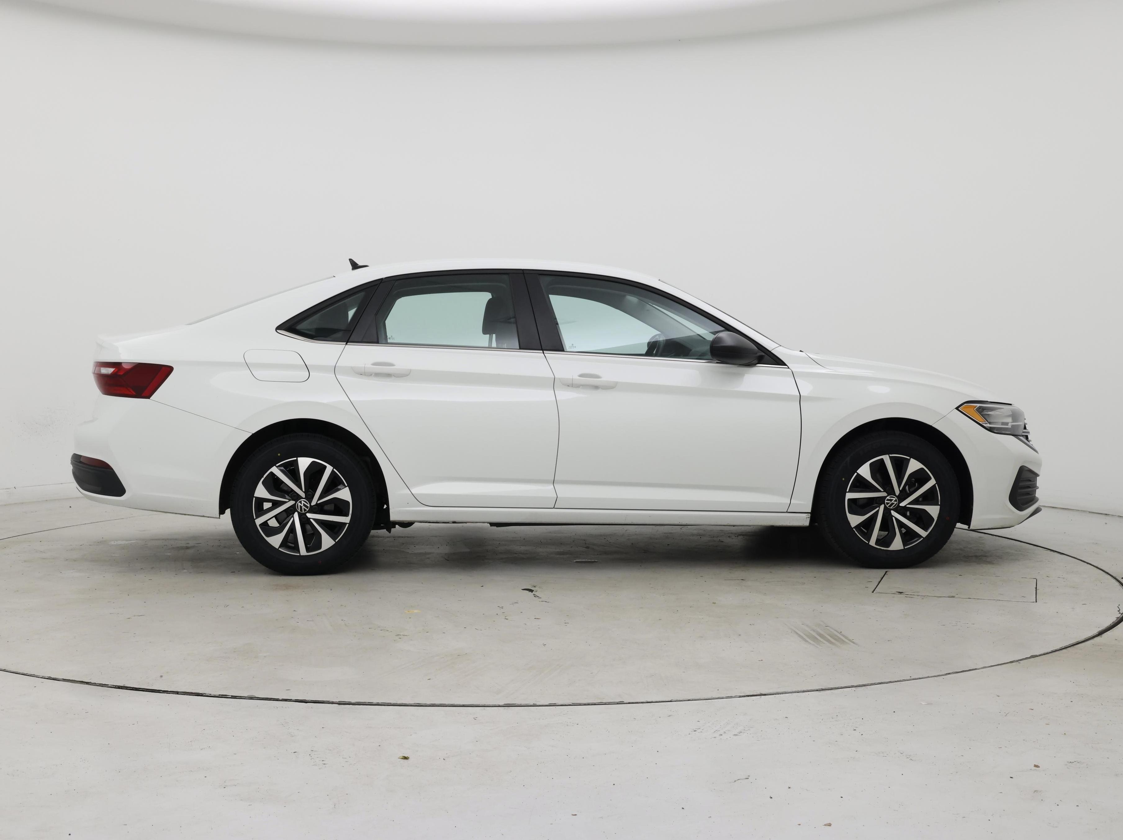 Thumbnail: 2024 Volkswagen Jetta - 7