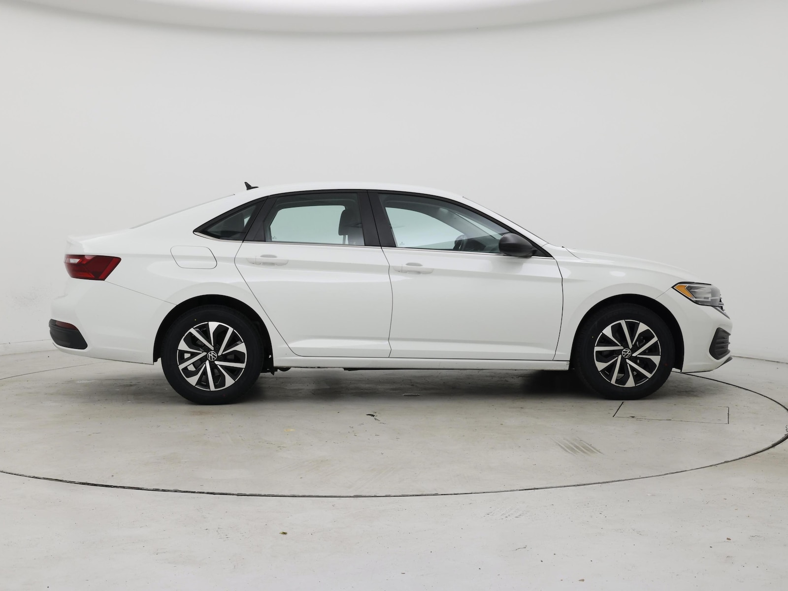 2024 Volkswagen Jetta S - Photo 8