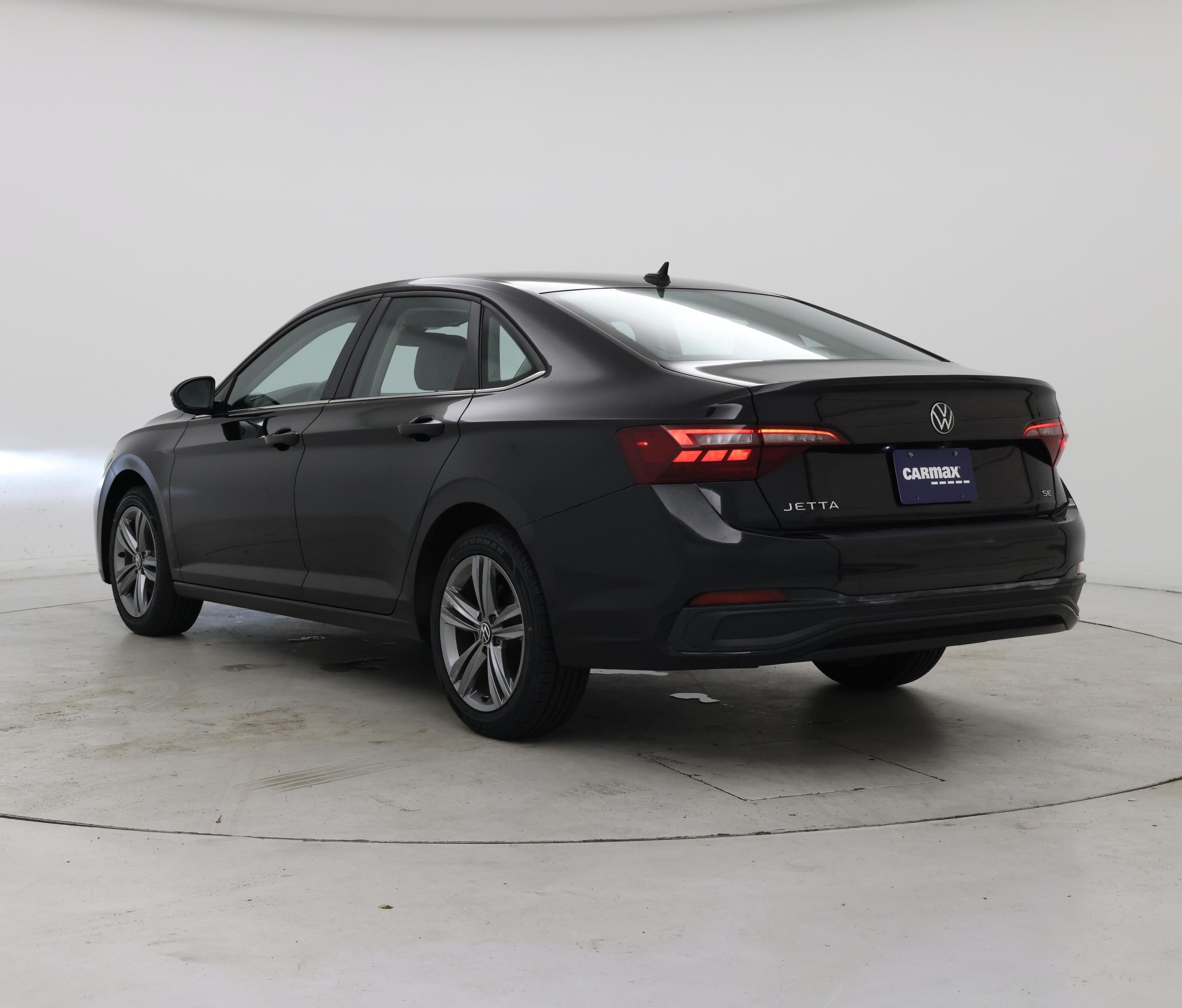 Thumbnail: 2024 Volkswagen Jetta - 2