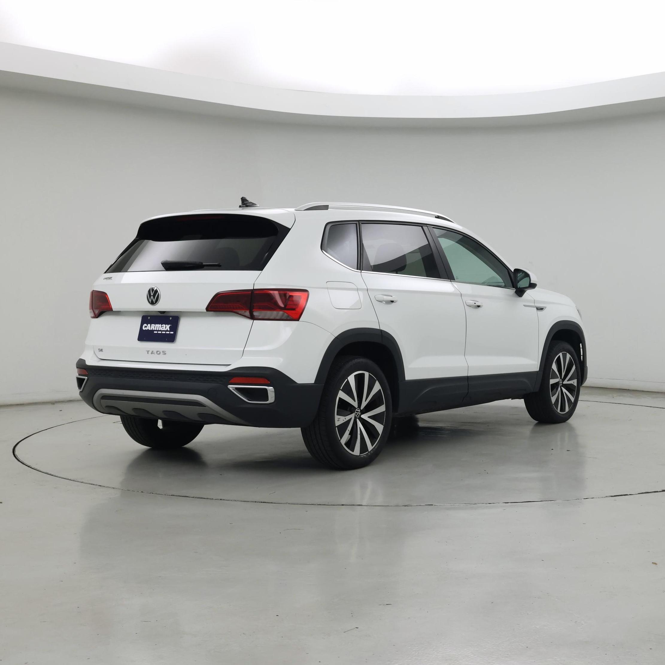 Thumbnail: 2024 Volkswagen Taos - 8