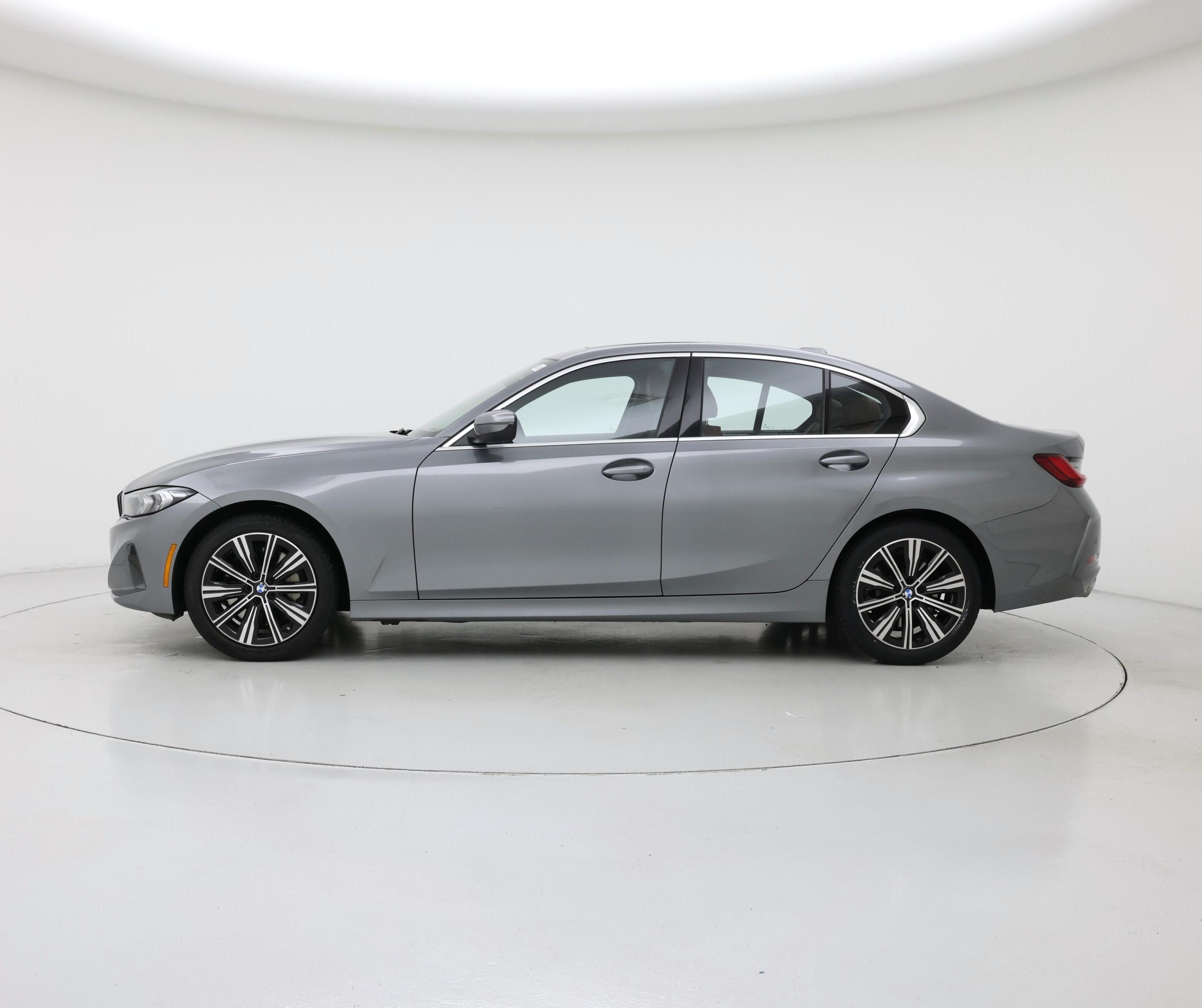 Thumbnail: 2025 BMW 3 Series - 3