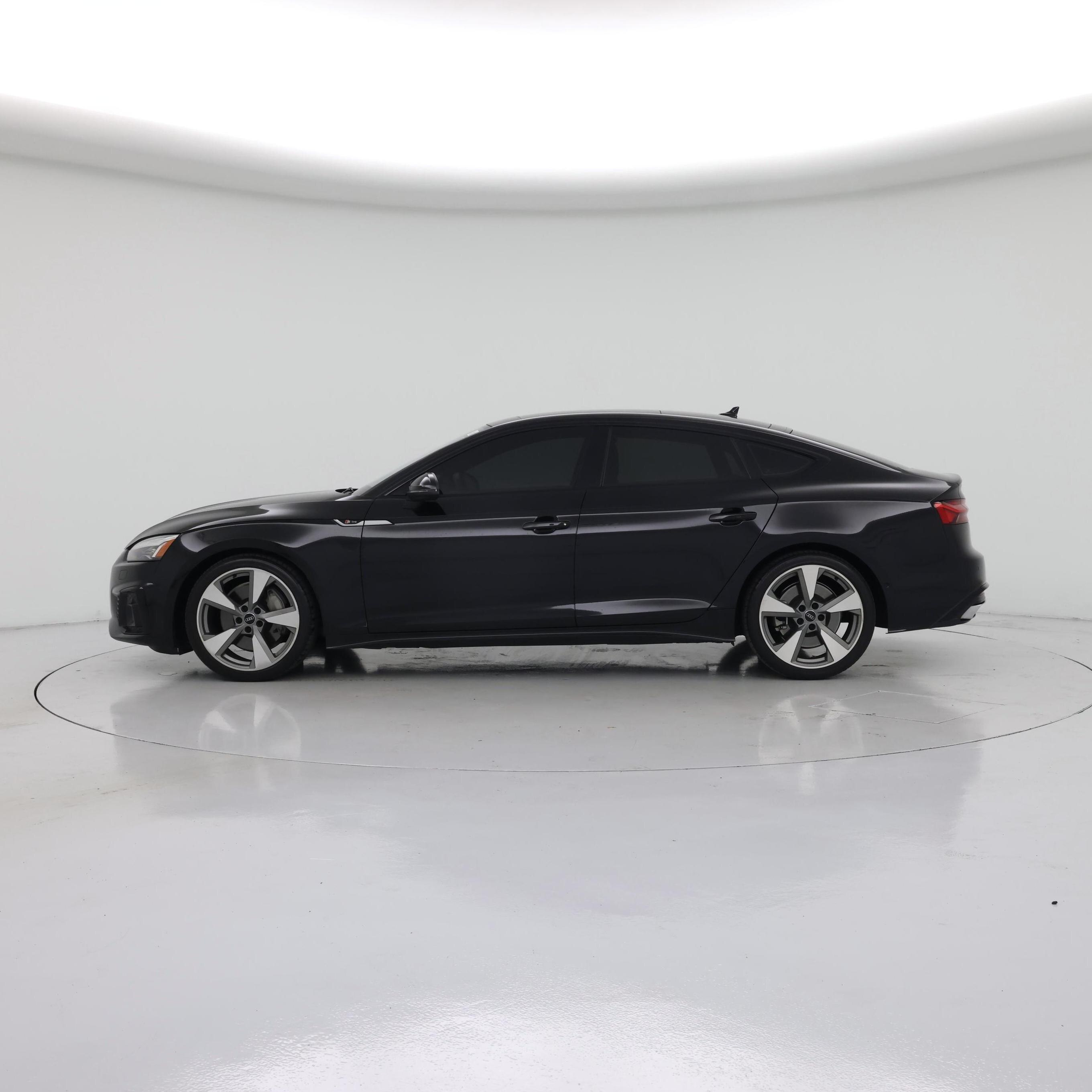 Thumbnail: 2021 Audi A5 - 3