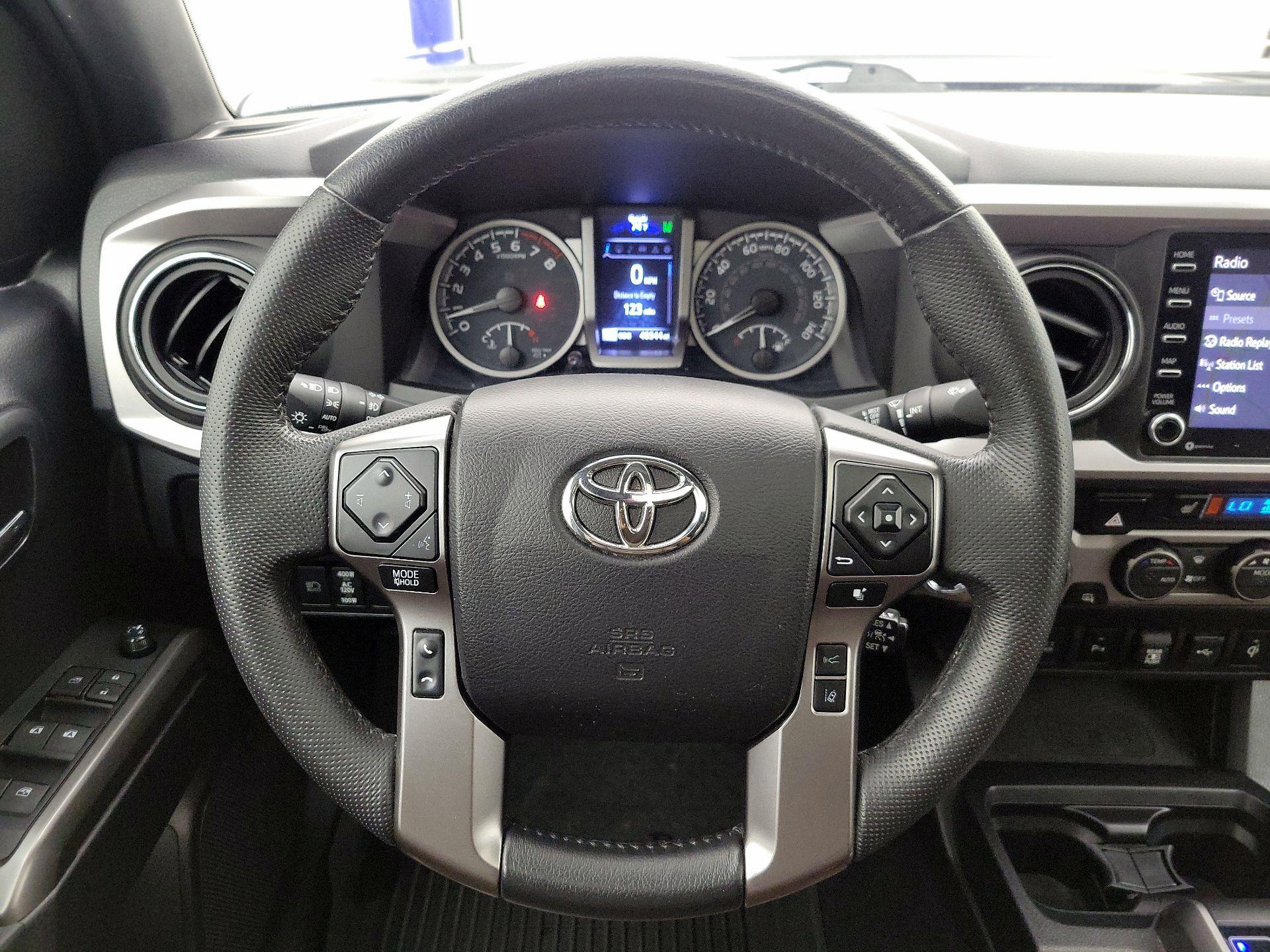 Thumbnail: 2021 Toyota Tacoma - 10