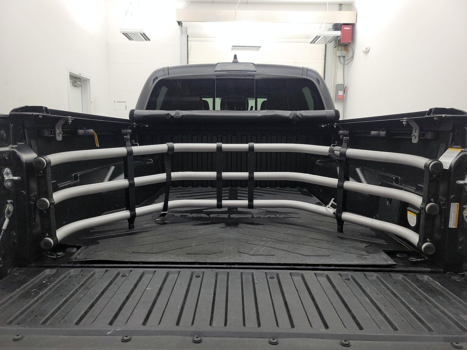 2021 Toyota Tacoma Limited - Photo 23