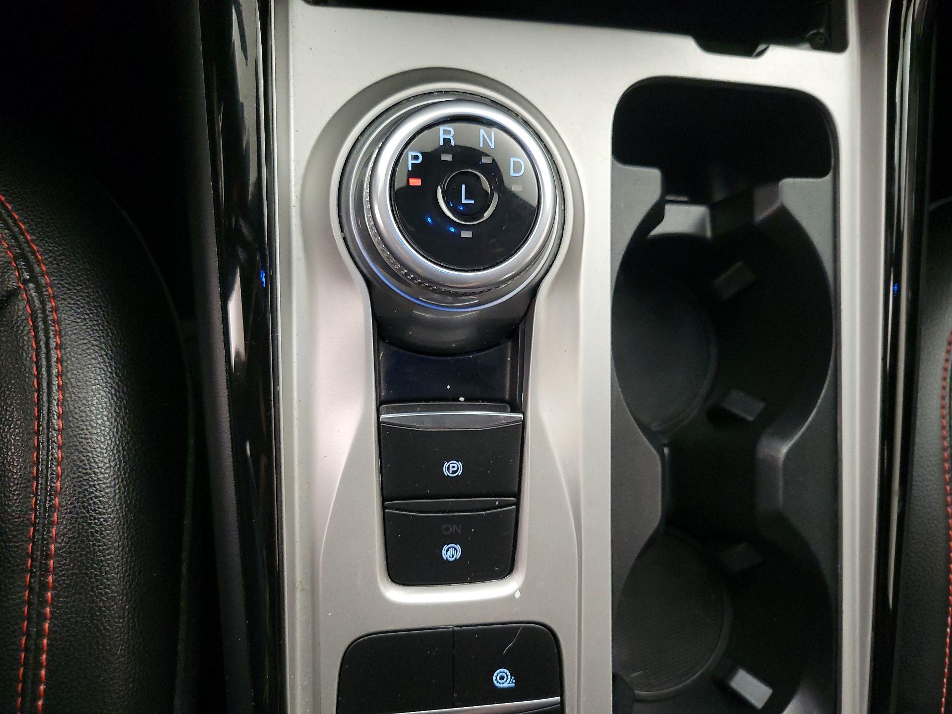 Thumbnail: 2022 Ford Explorer - 18