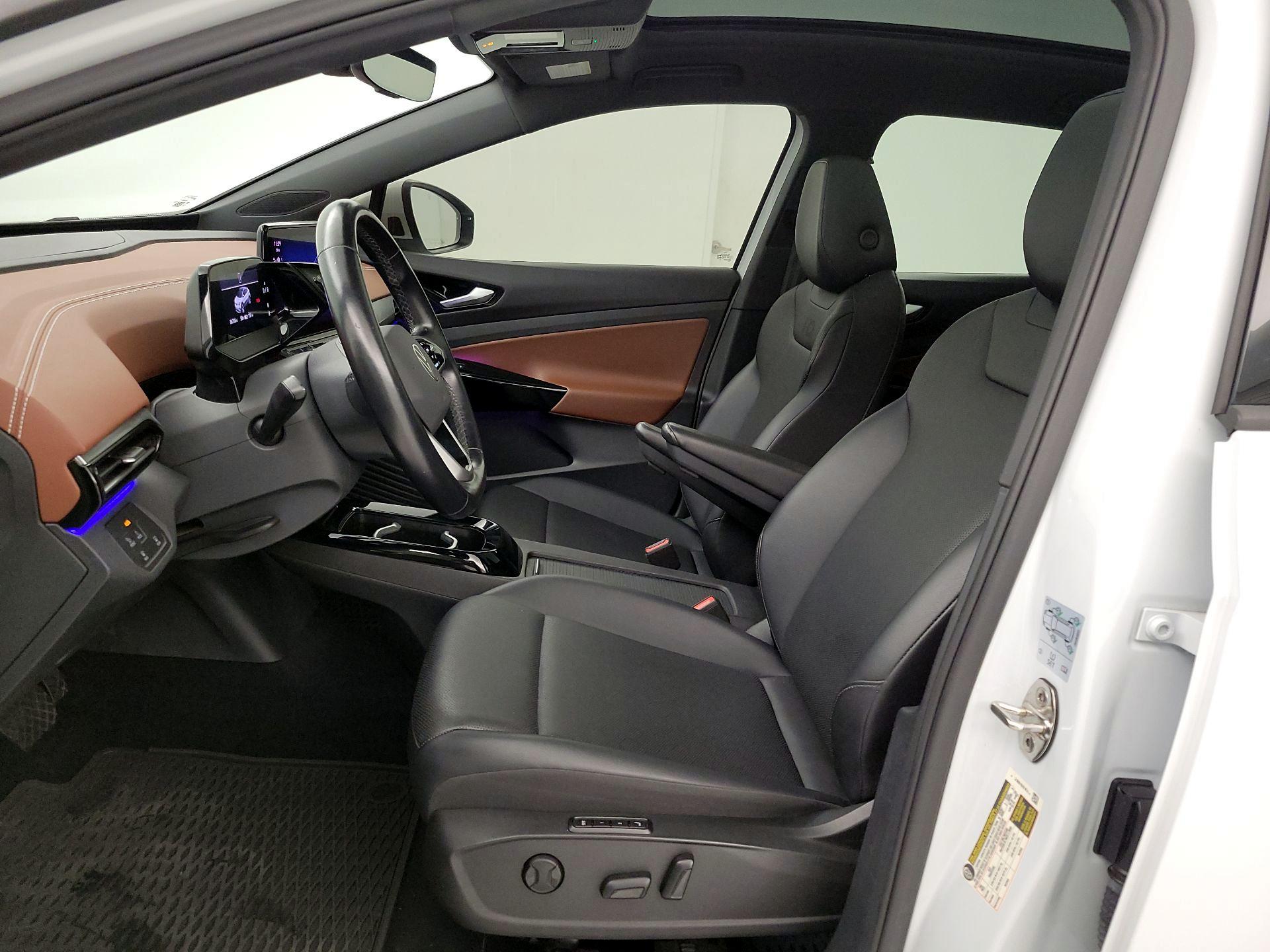 Thumbnail: 2021 Volkswagen ID.4 - 11