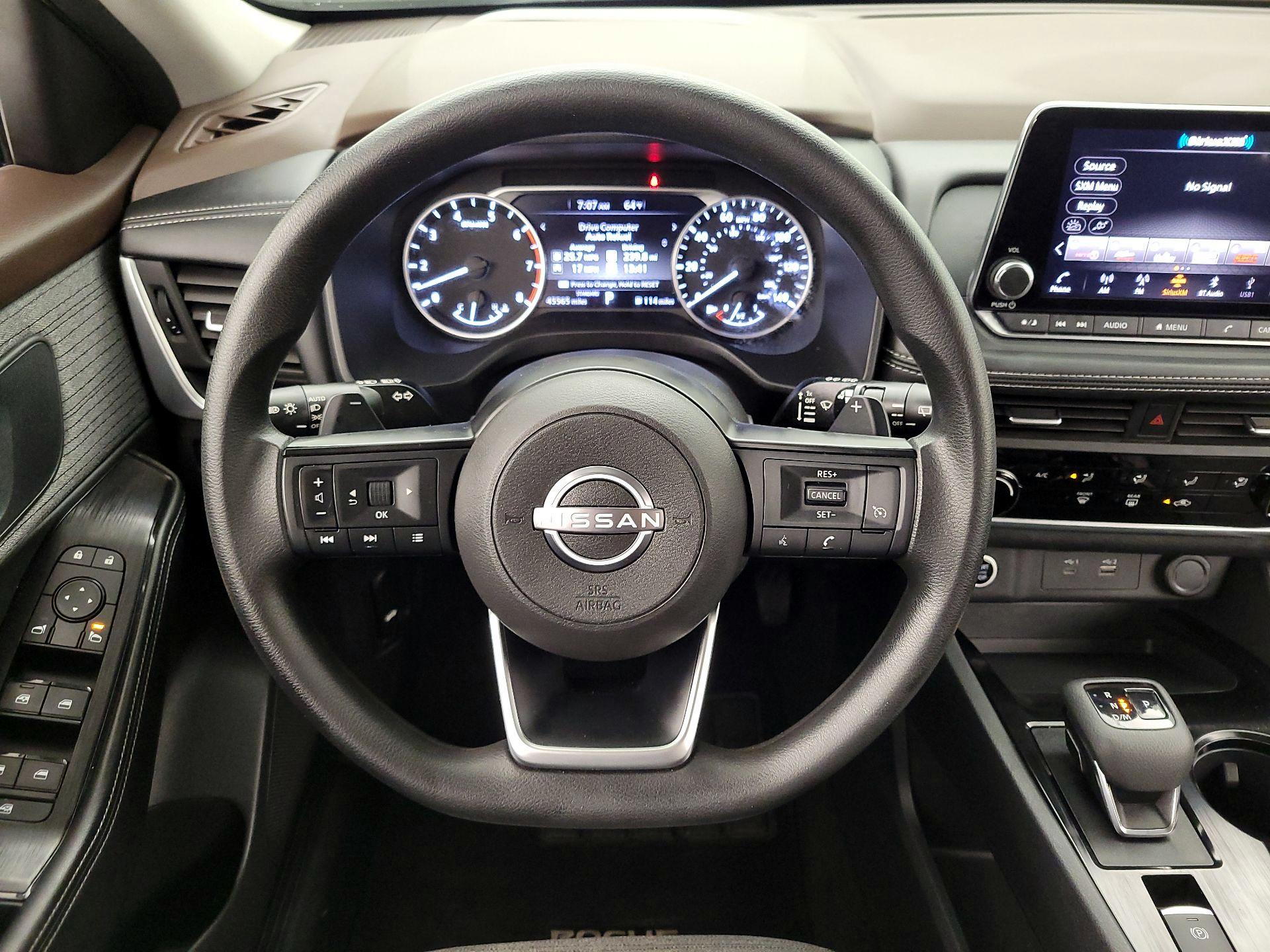 Thumbnail: 2022 Nissan Rogue - 10