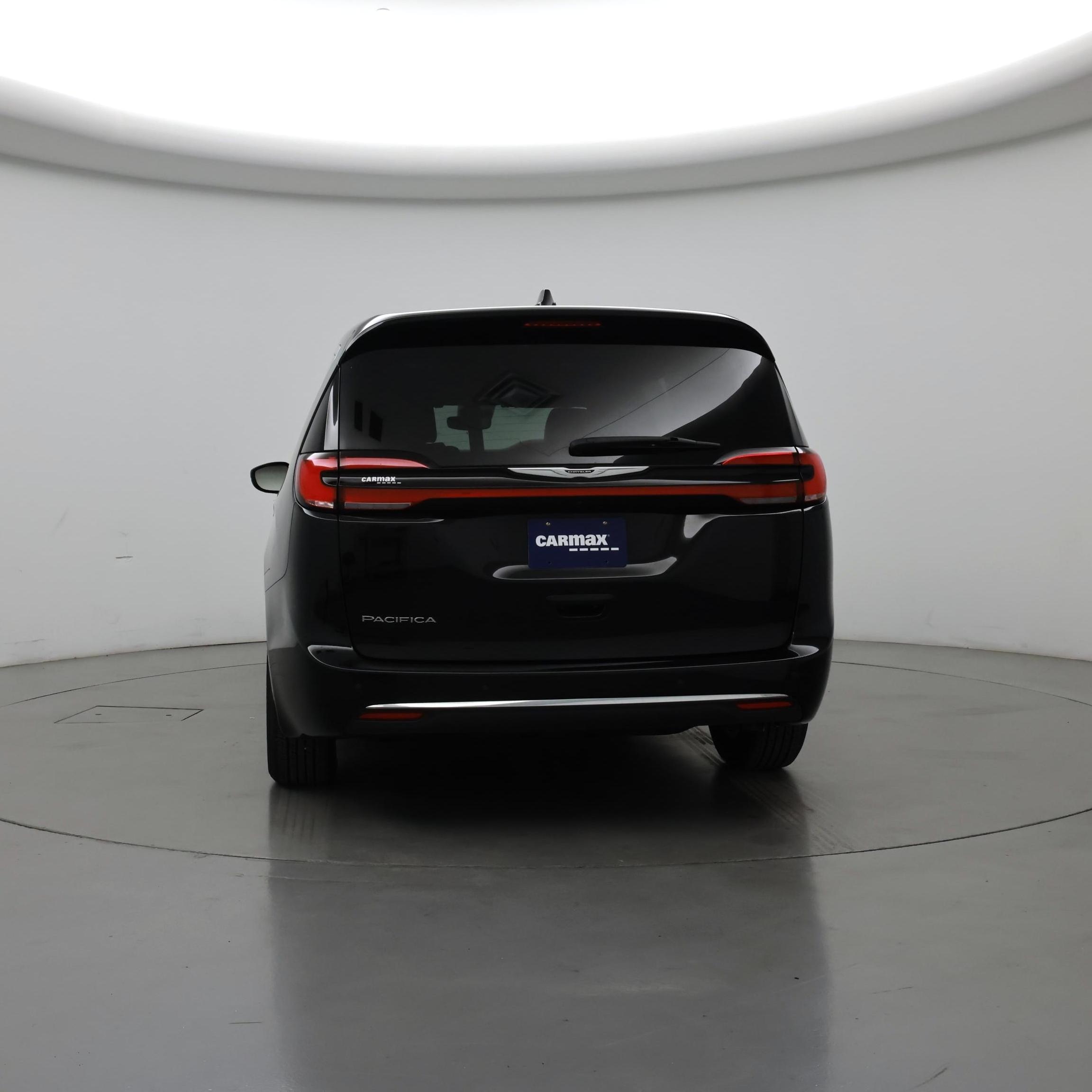 Thumbnail: 2025 Chrysler Pacifica - 6