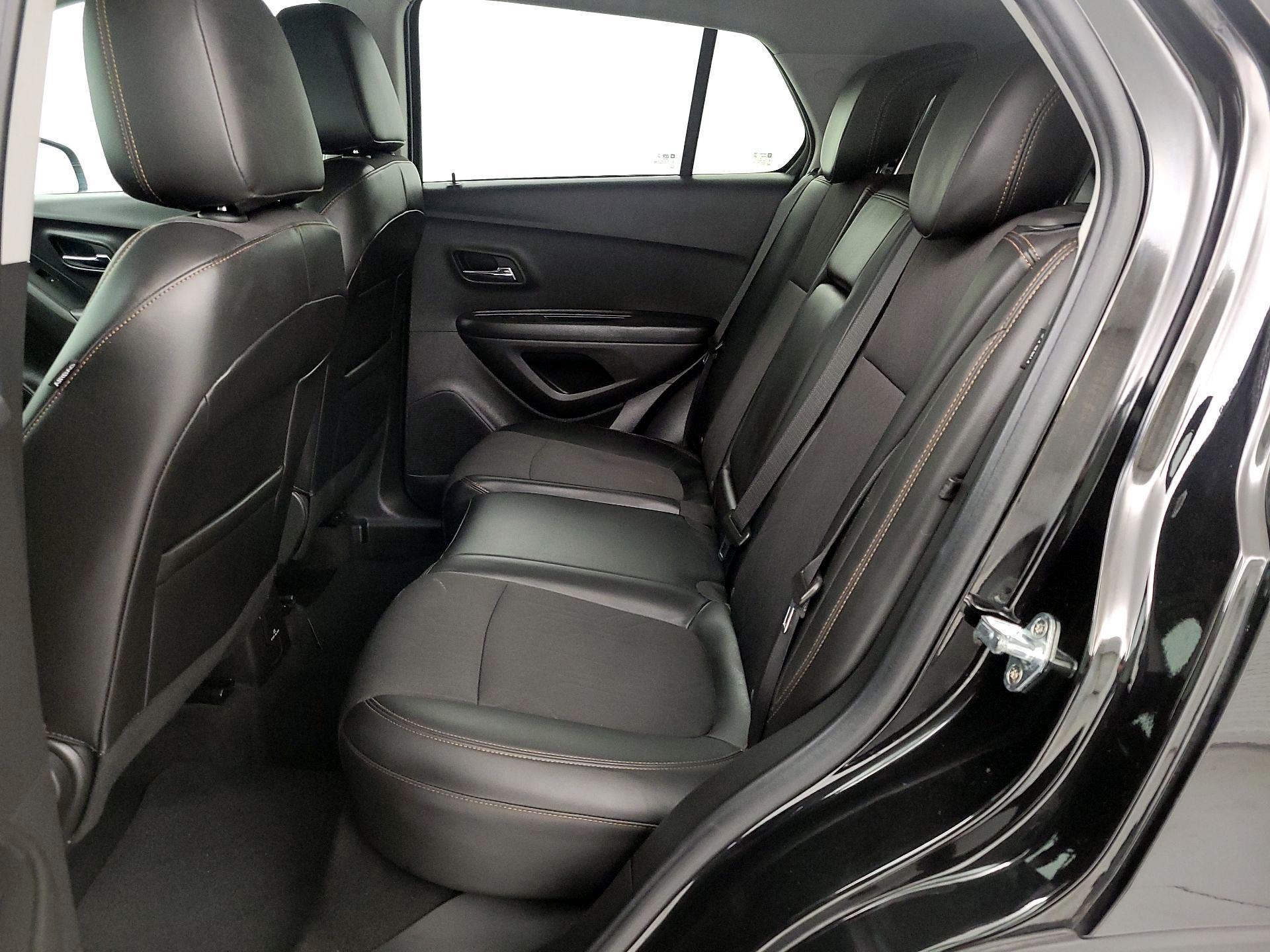 Thumbnail: 2022 Chevrolet Trax - 19