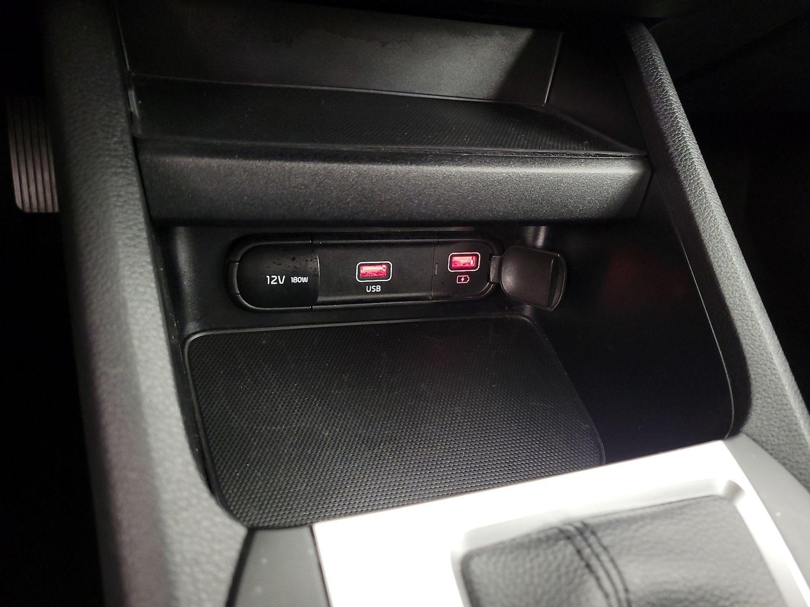 2024 Kia Forte LXS - Photo 19