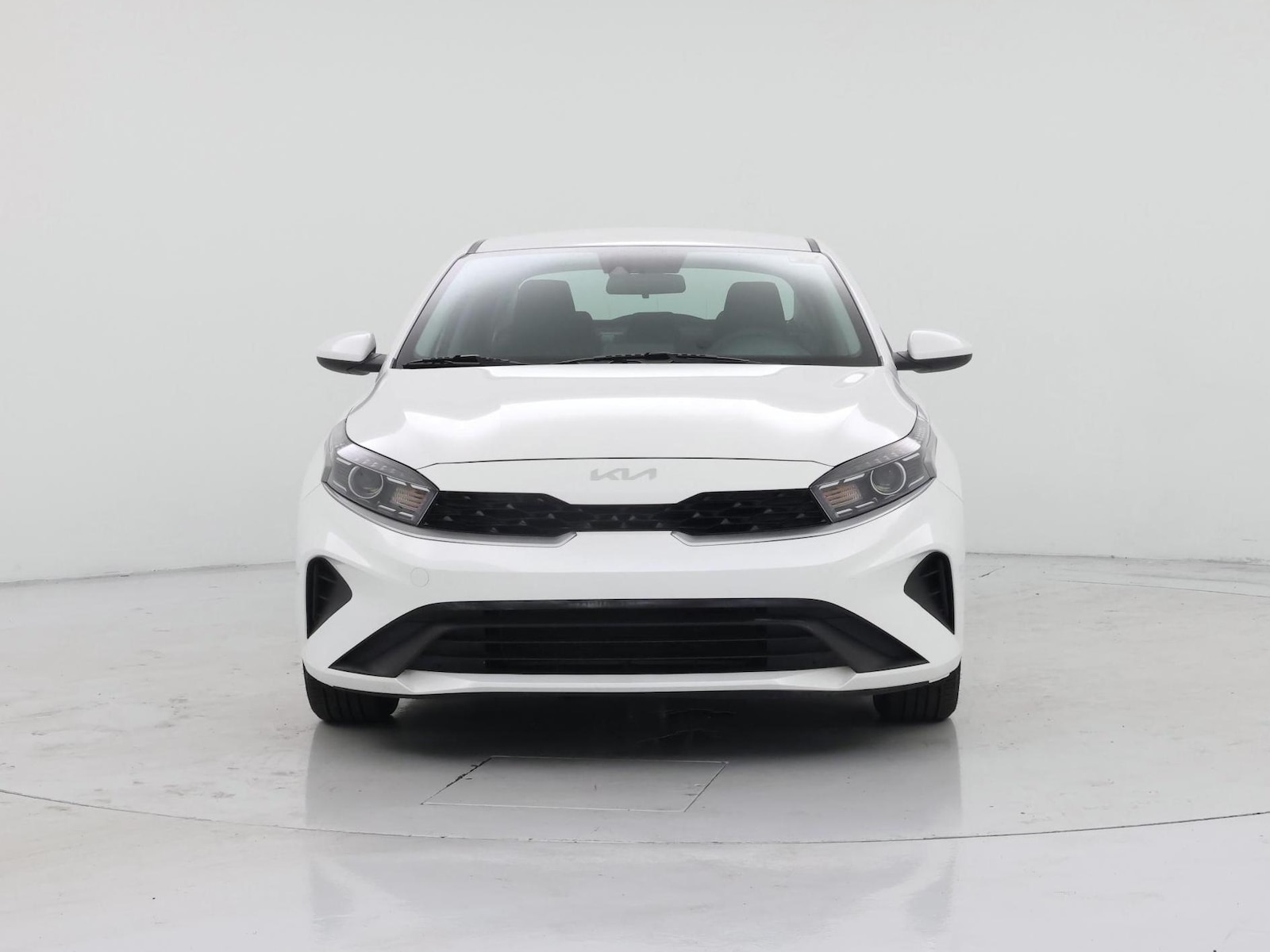 2024 Kia Forte LXS - Photo 6