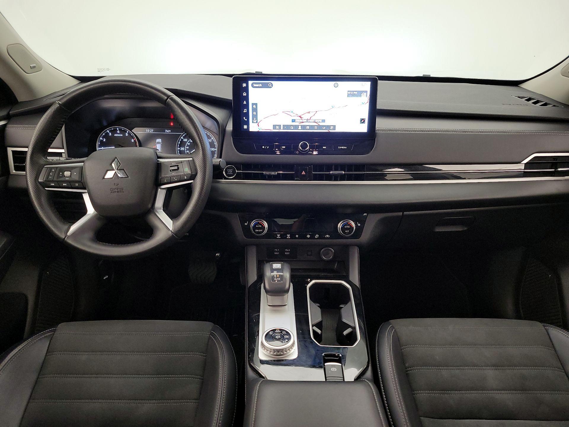 Thumbnail: 2025 Mitsubishi Outlander - 9
