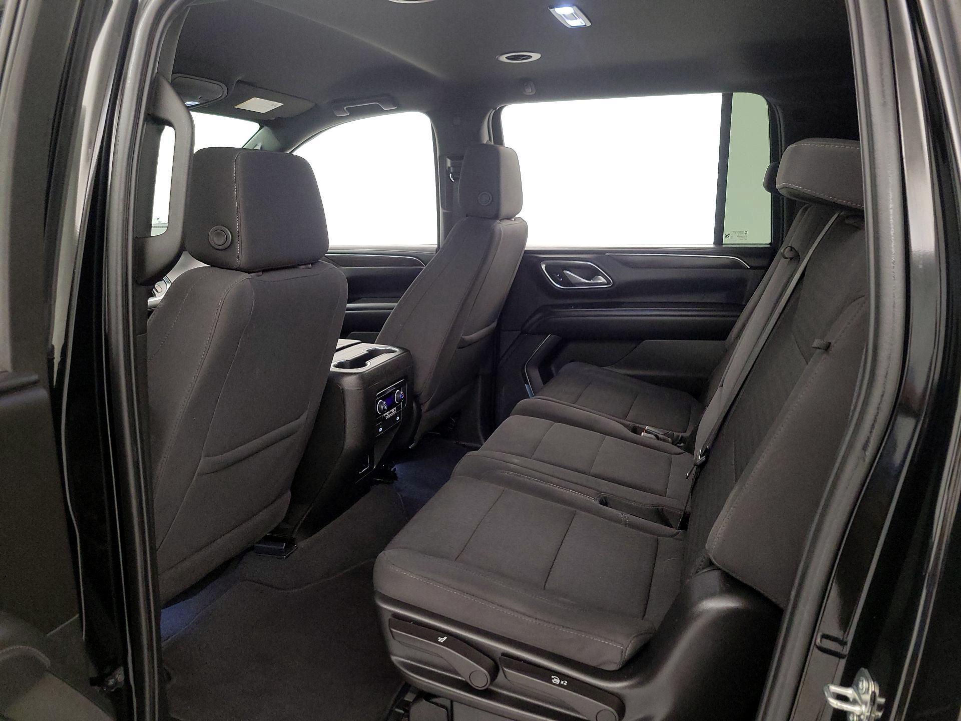 Thumbnail: 2024 Chevrolet Suburban - 19