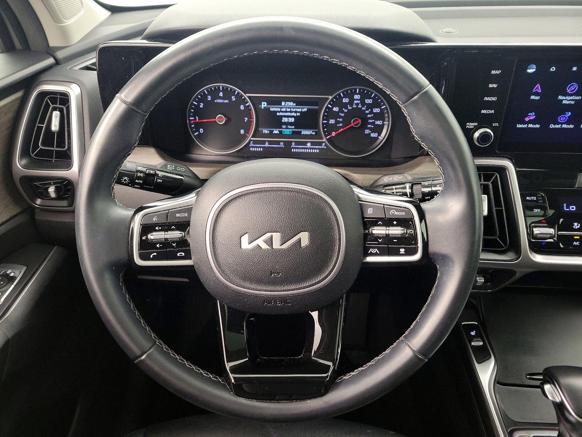 Thumbnail: 2023 Kia Sorento - 10