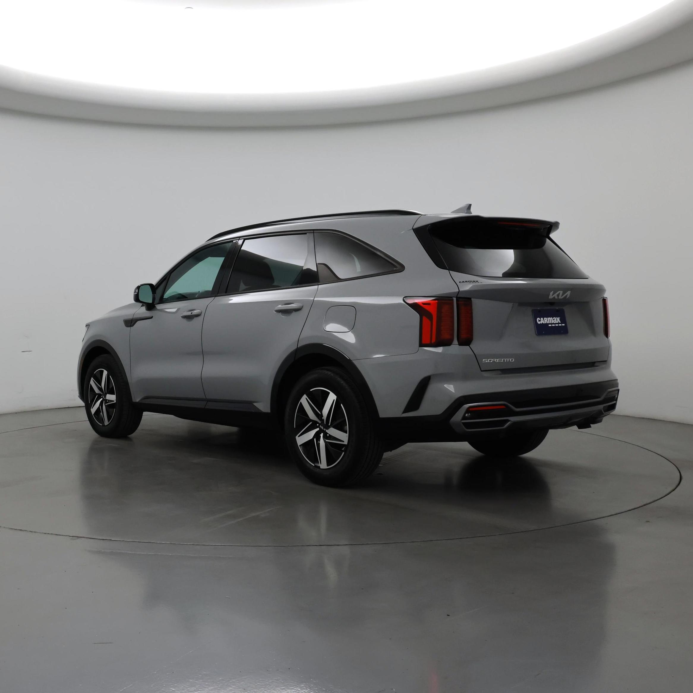 Thumbnail: 2023 Kia Sorento - 2