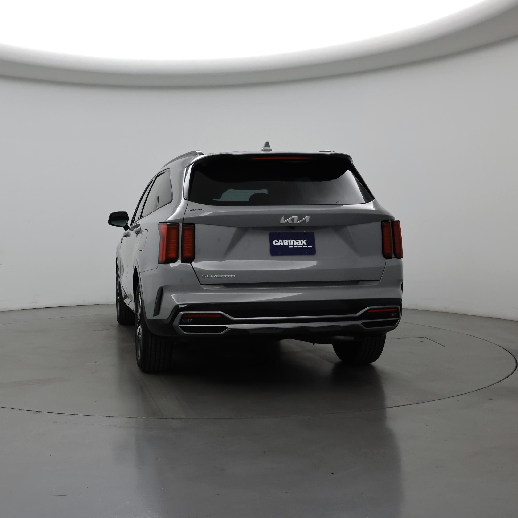 Thumbnail: 2023 Kia Sorento - 6