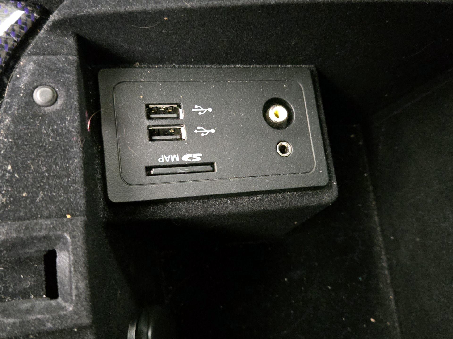 Thumbnail: 2017 INFINITI  - 19