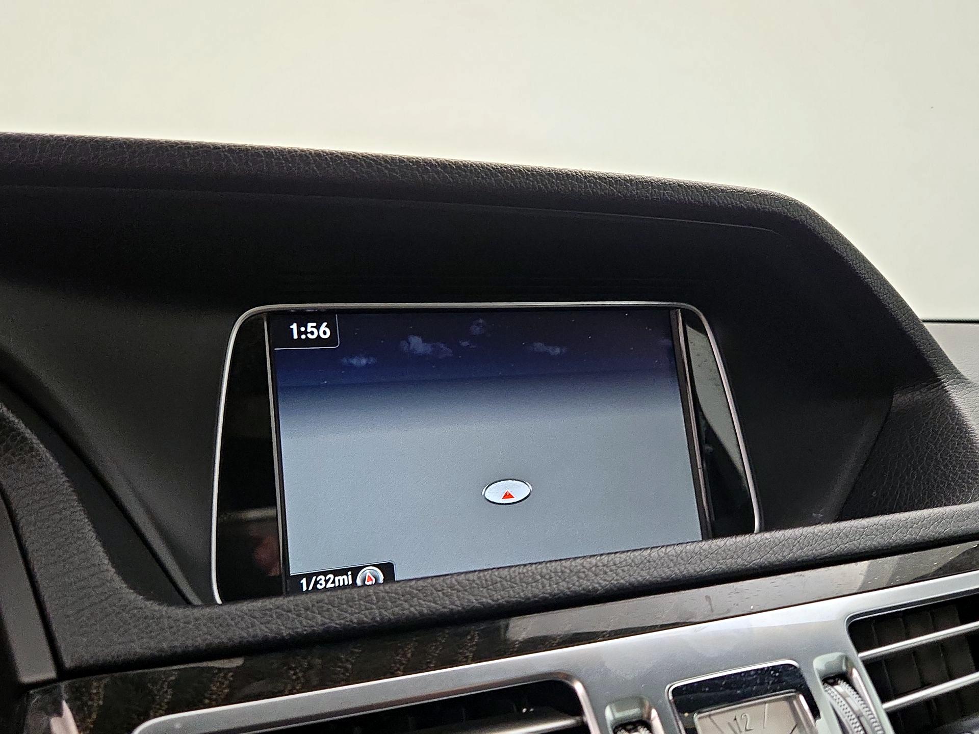 Thumbnail: 2016 Mercedes-Benz E-Class - 14
