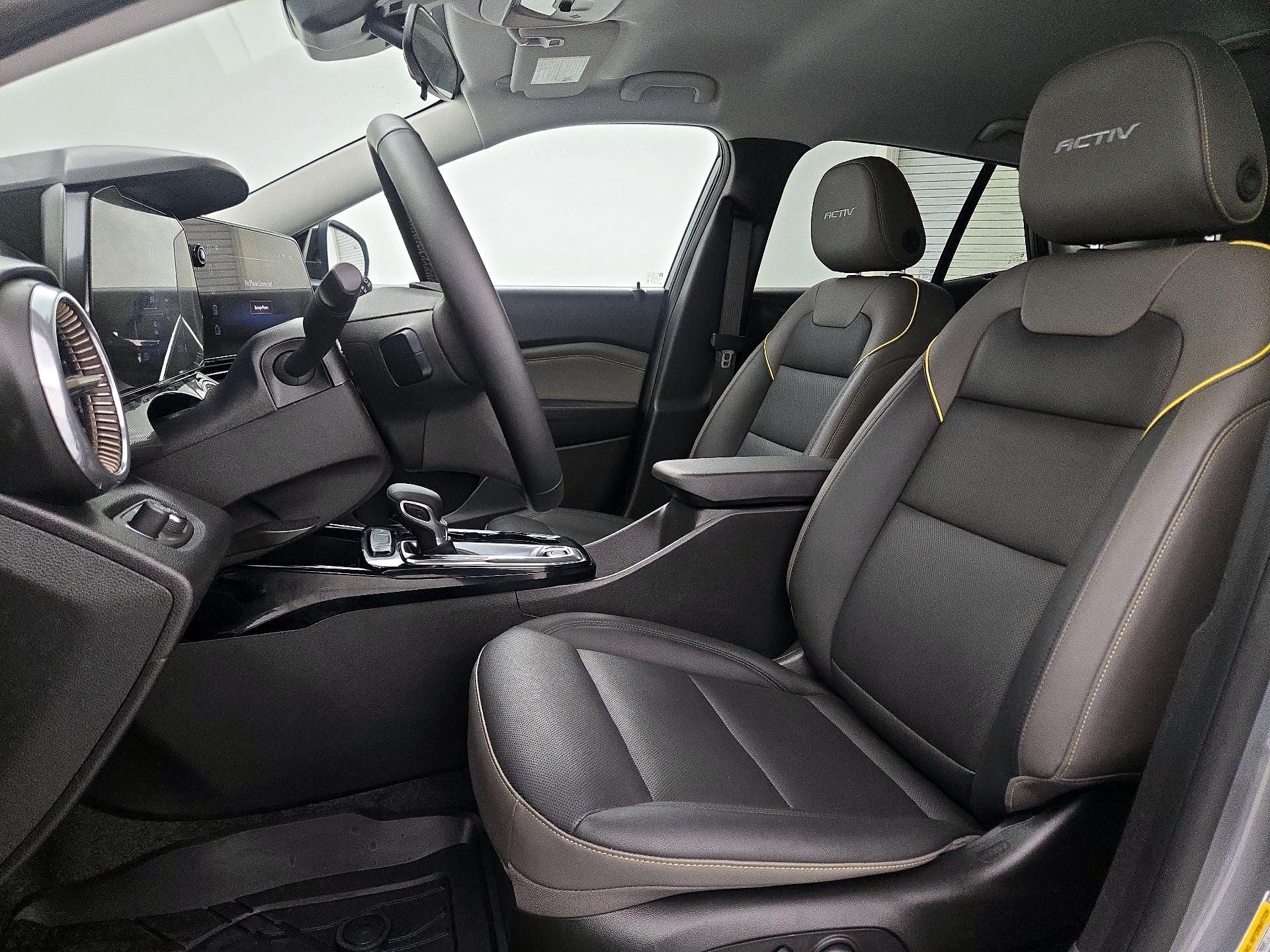 Thumbnail: 2025 Chevrolet Trax - 11