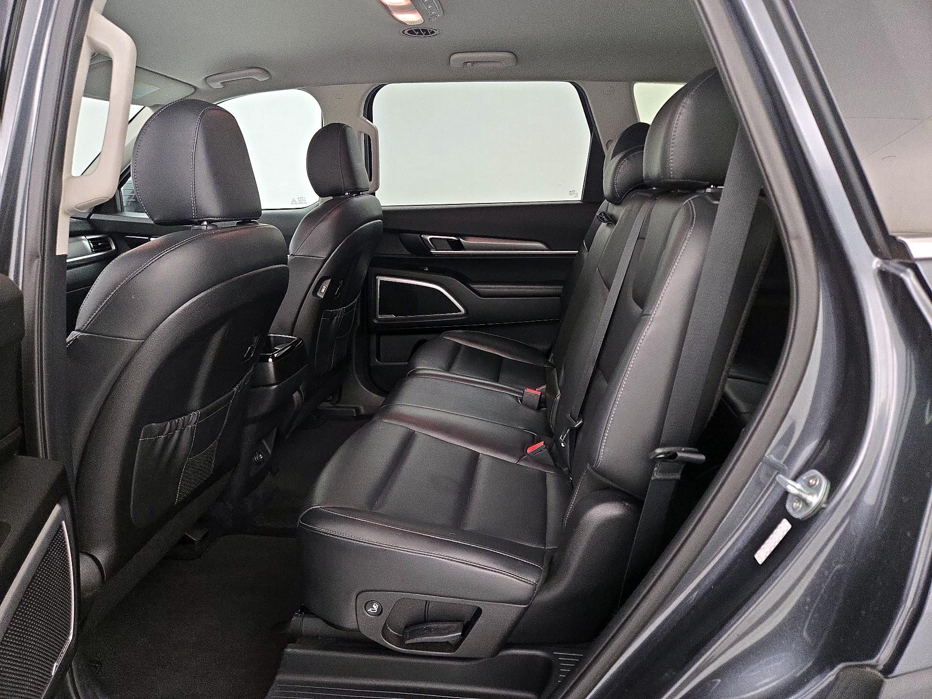 Thumbnail: 2021 Kia Telluride - 19